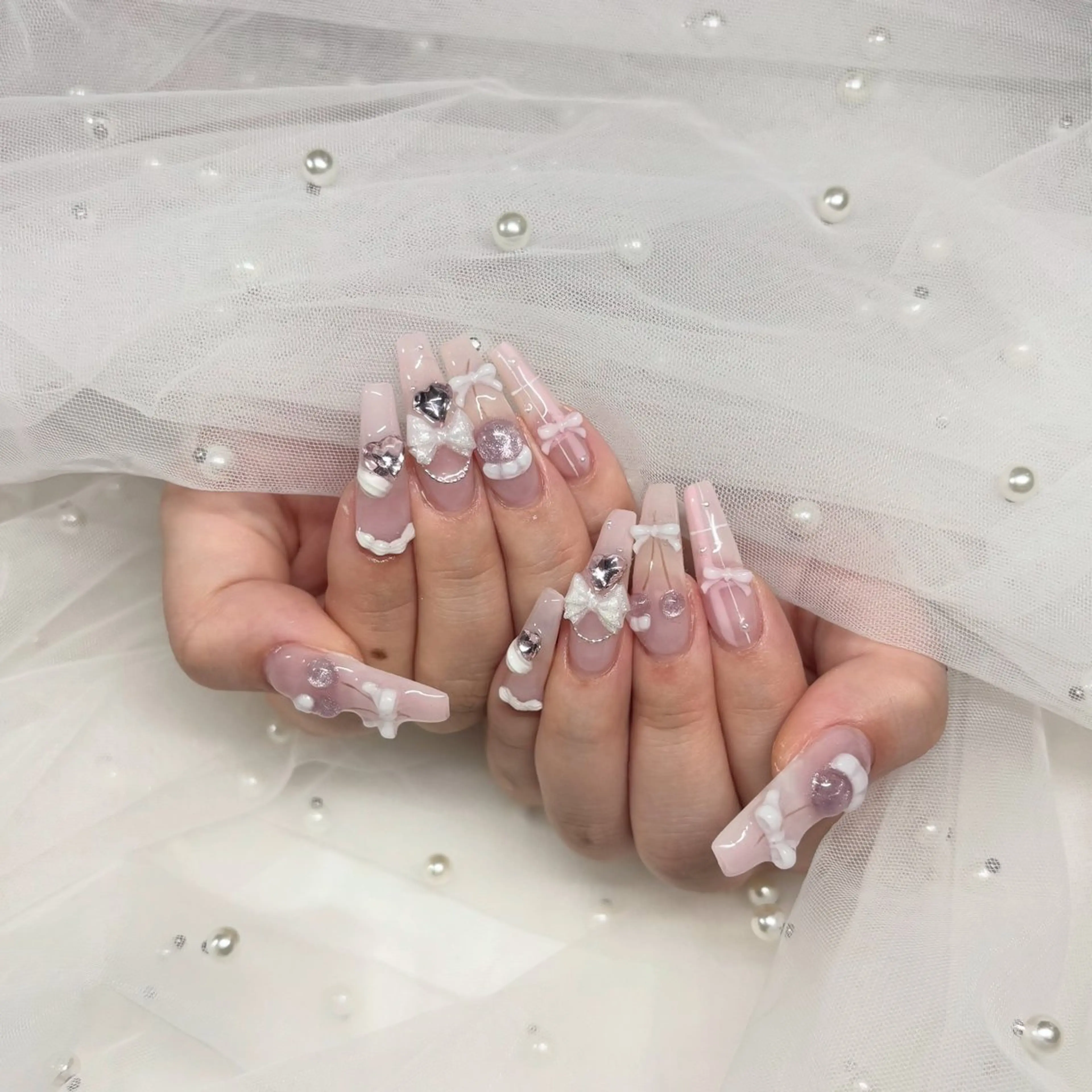 ネイル ハンドネイル ୨୧ mio୨୧のネイルデザイン