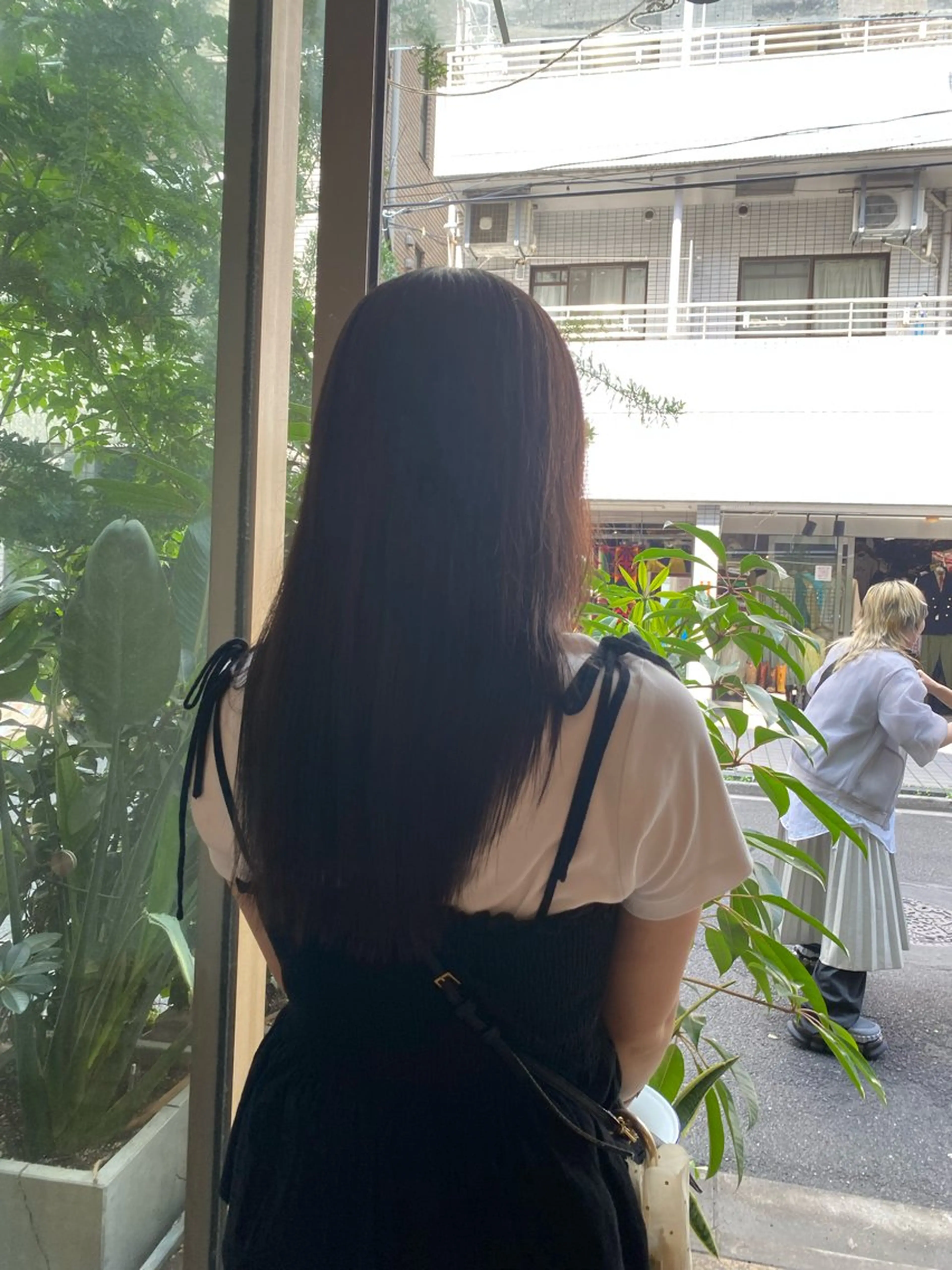 ロング 植田 瑠菜のヘアスタイル