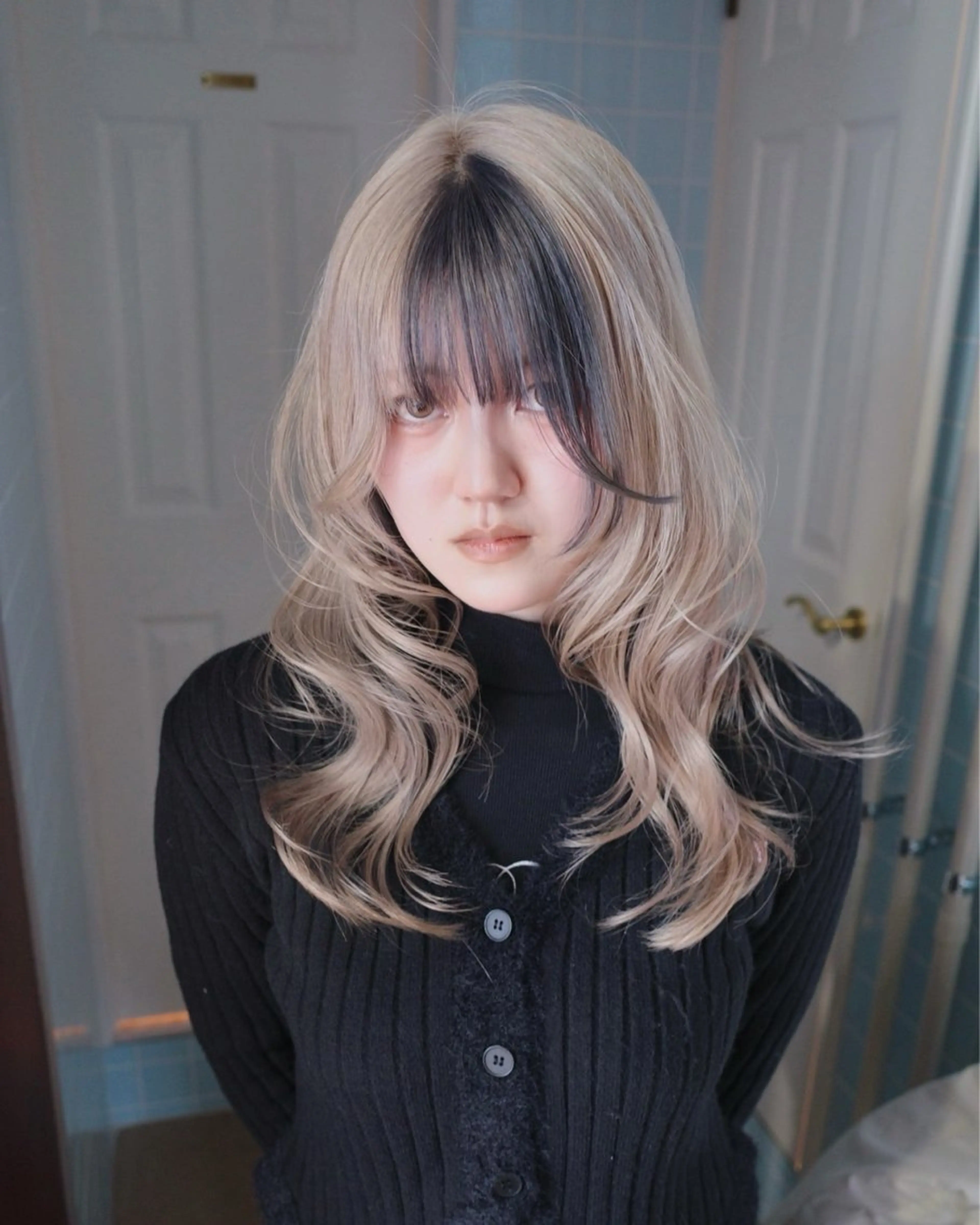 セミロング カラー デザインカラー ハイトーンカラー 顔まわりレイヤー レイヤーカット ウルフカット カット ヘアカラー ウルフ/レイヤー/ 渋谷🔮Yudaiのヘアスタイル