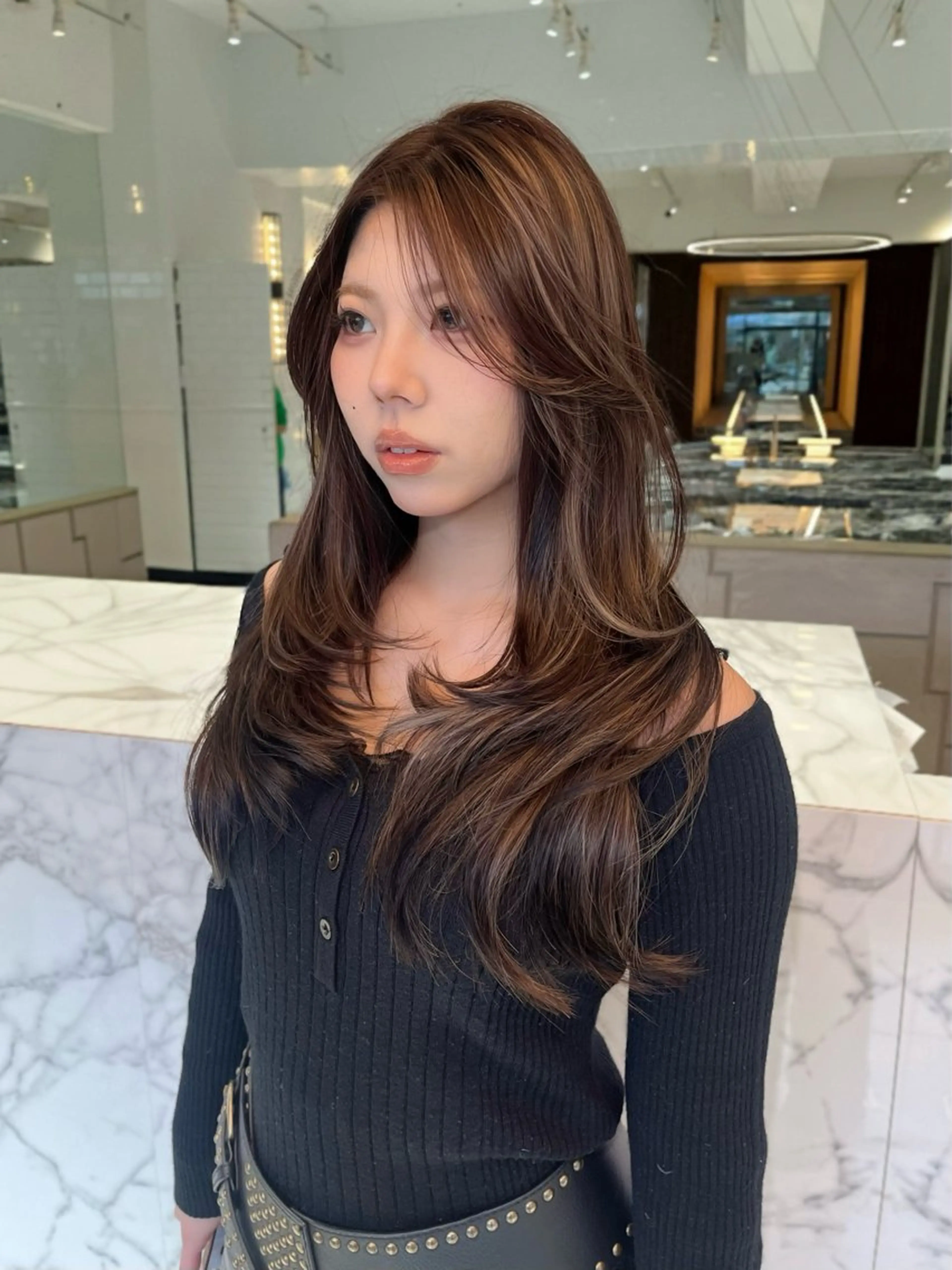 ロング カット ヘアカラー トリートメント haruna .のヘアスタイル