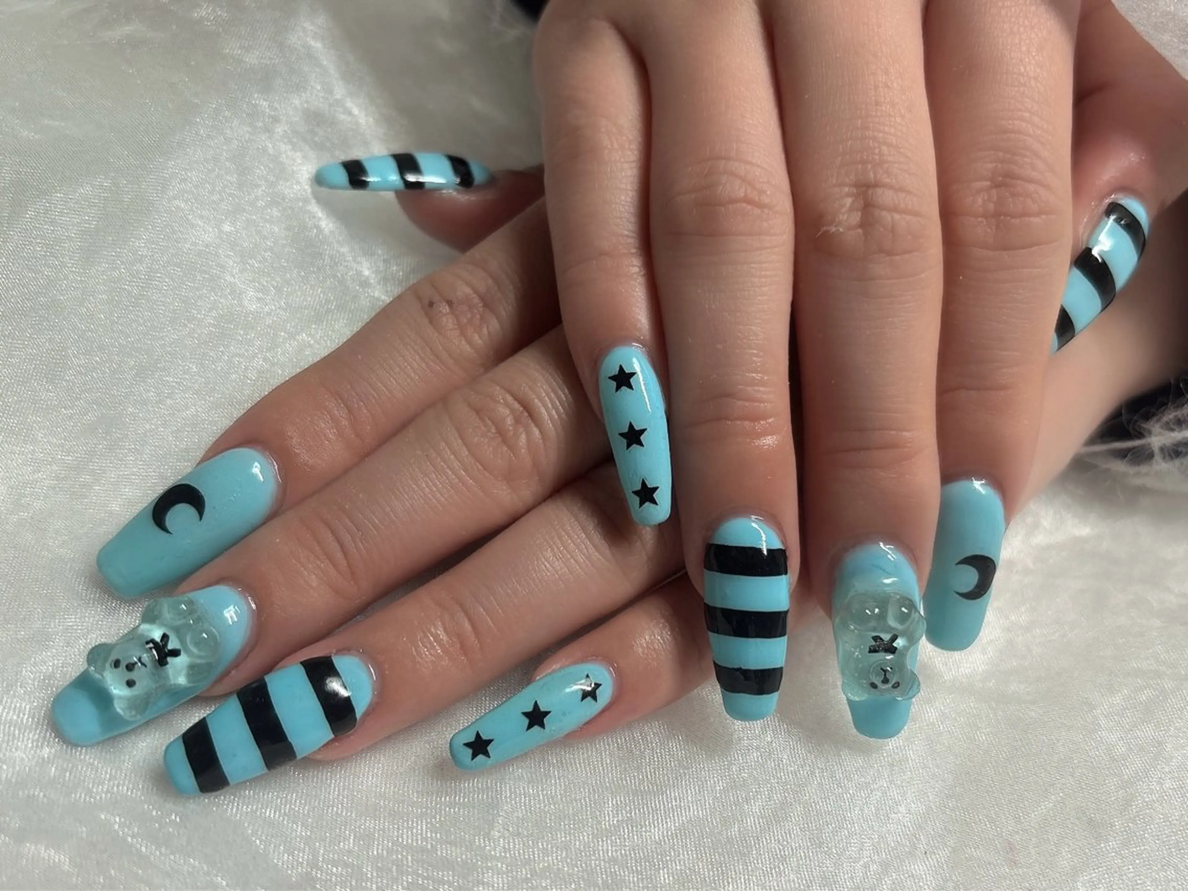 ネイル ハンドネイル BABY LION :Fumiyoのネイルデザイン