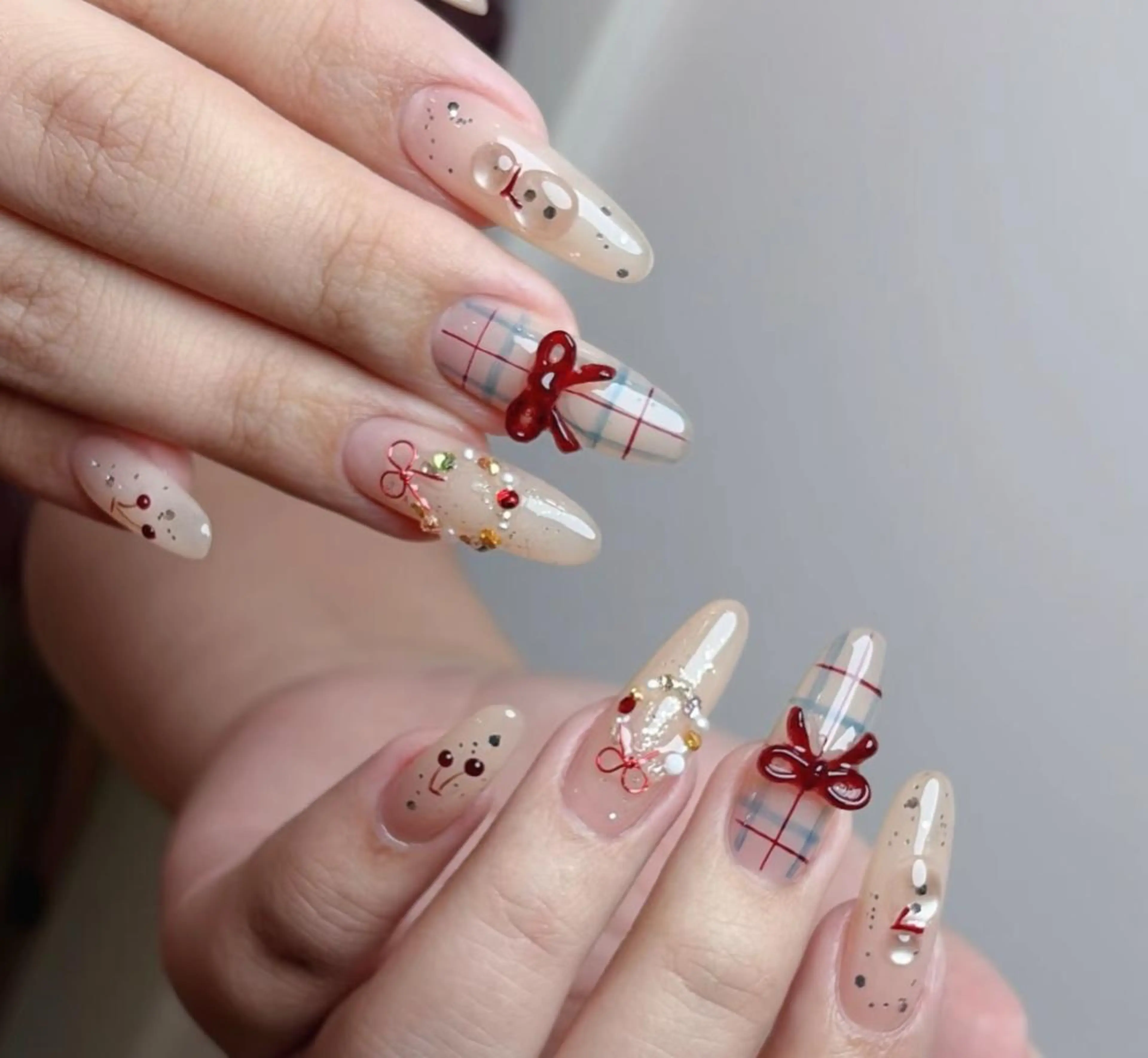 ネイル ハンドネイル 🎀 NaNa_nailのネイルデザイン