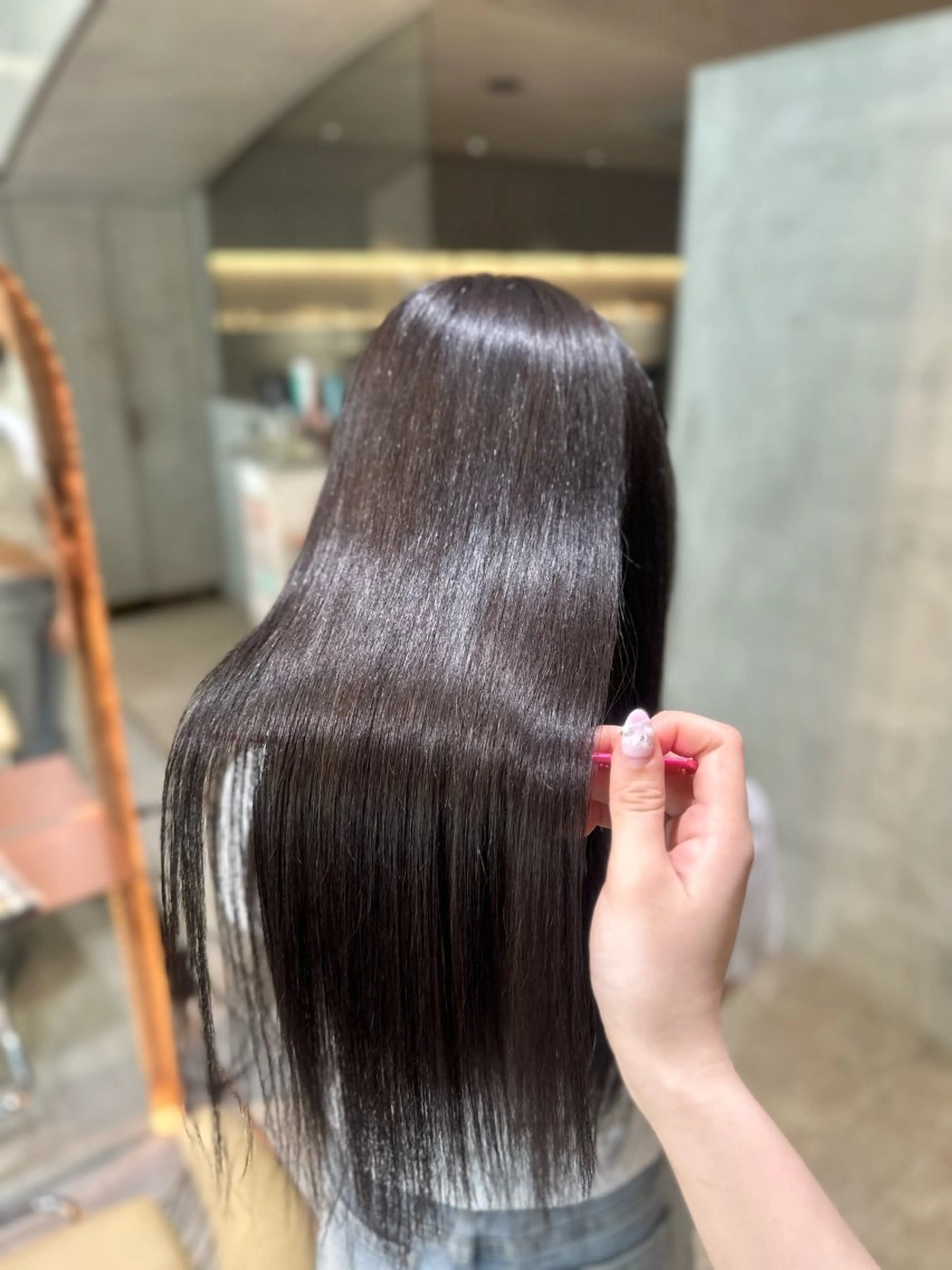 ロング カラー 縮毛矯正Rina🩶 銀座のヘアスタイル