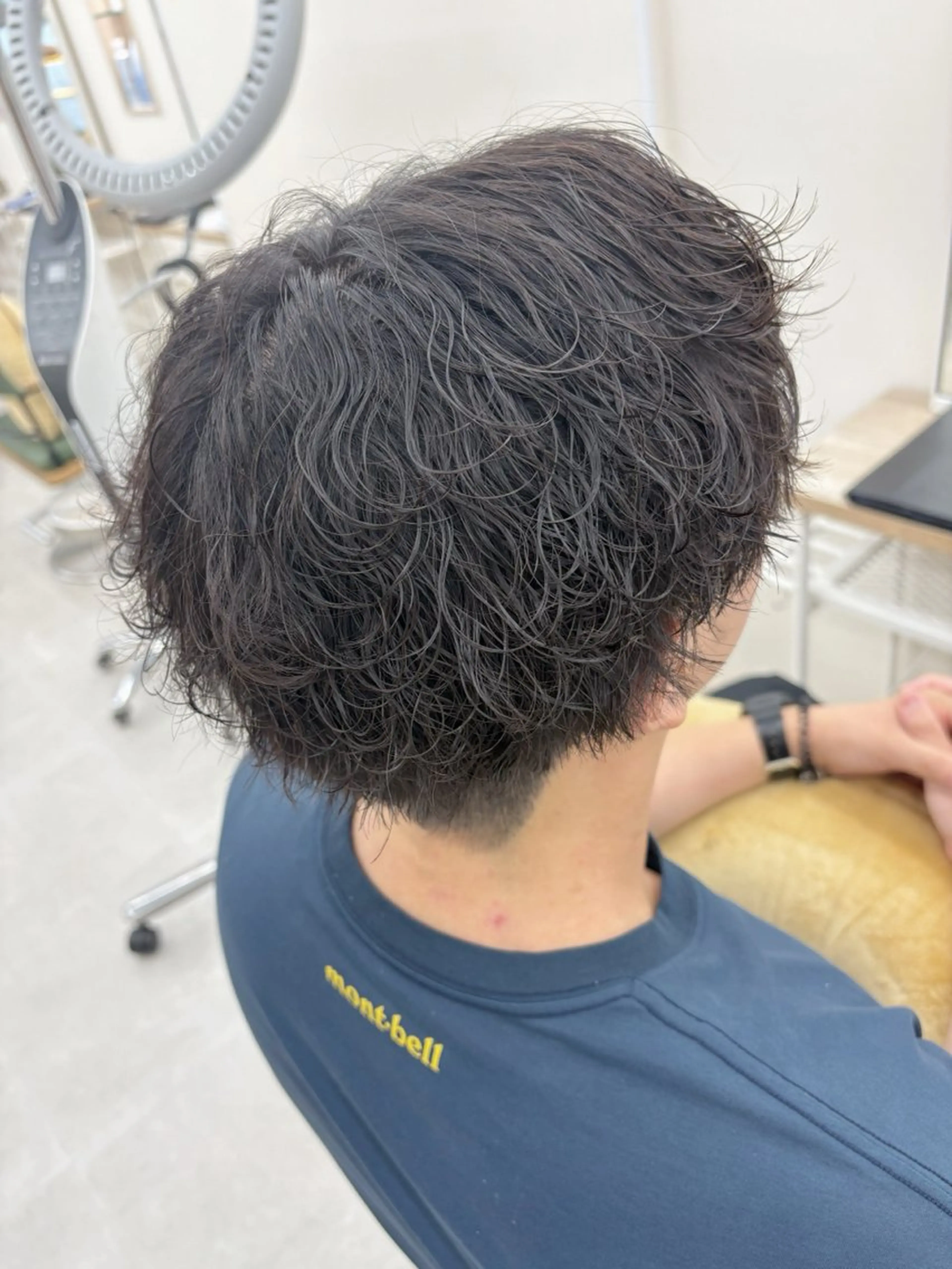 パーマ メンズ カット パーマ NaVIユウジ ブリーチカラーのヘアスタイル