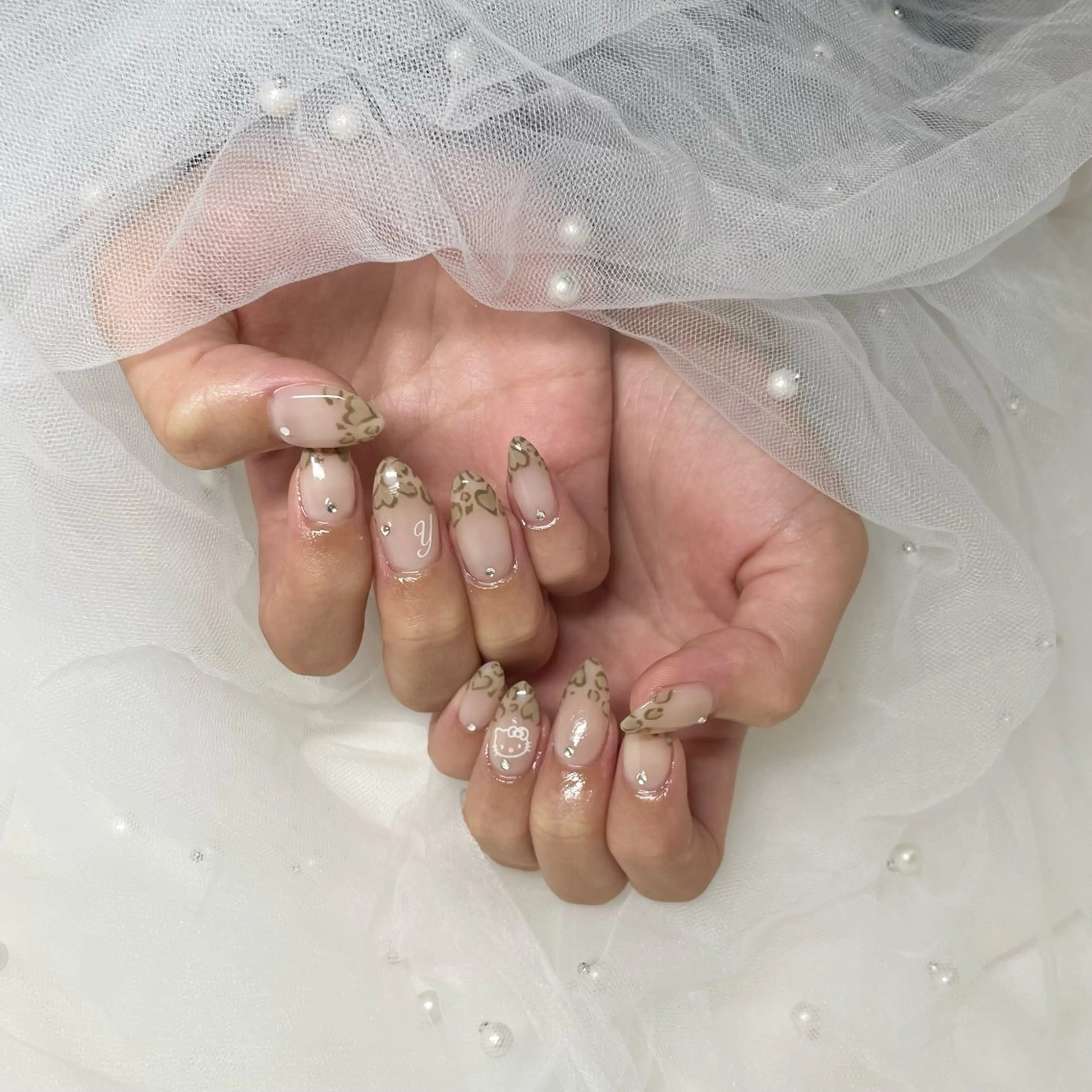 ネイル アニマル柄 持ち込み ハンドネイル 🦋 Rina🦋のネイルデザイン