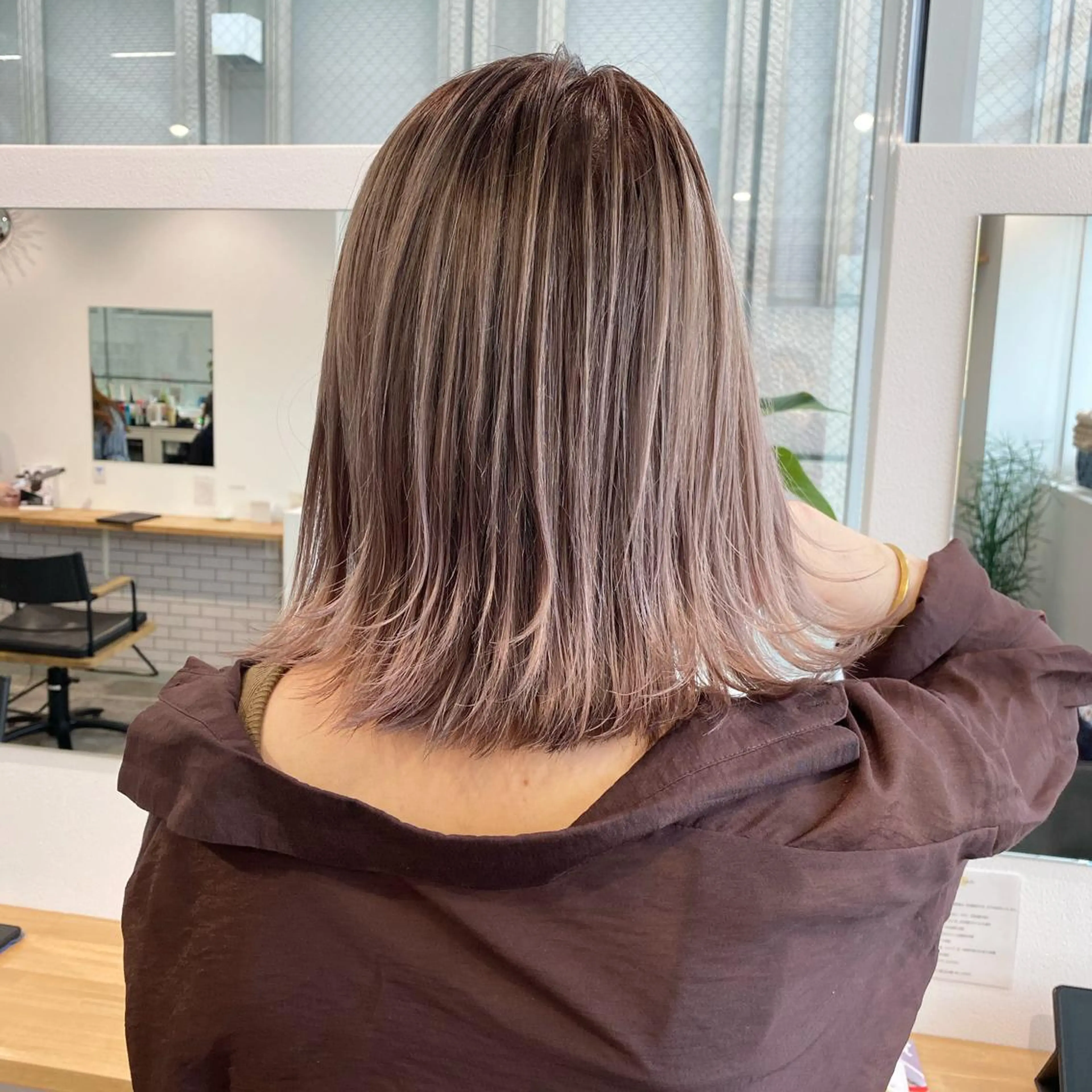 ショート カラー ベージュカラー ピンクカラー ピンクベージュ カット ヘアカラー トリートメント JILBLAN京都 ショート/ハイライトのヘアスタイル