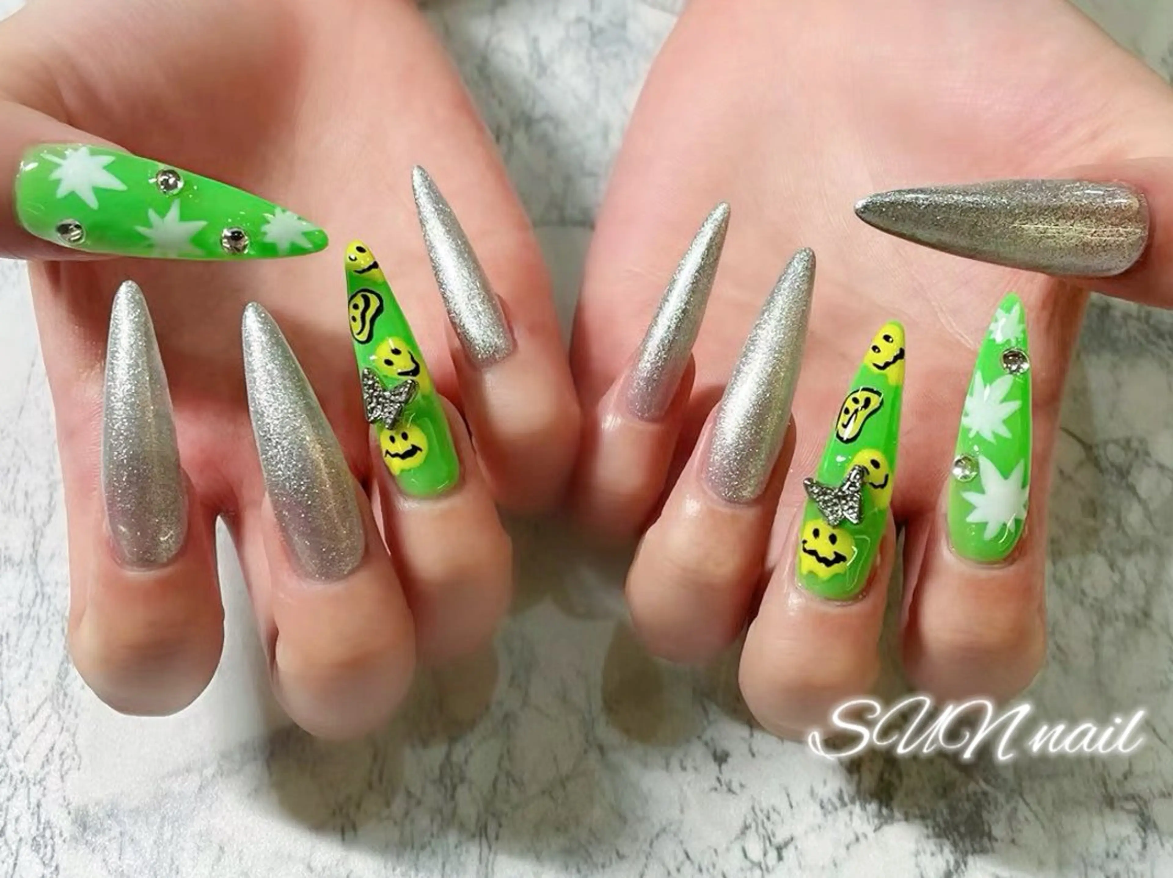 ネイル SUN nail上本町のネイルデザイン