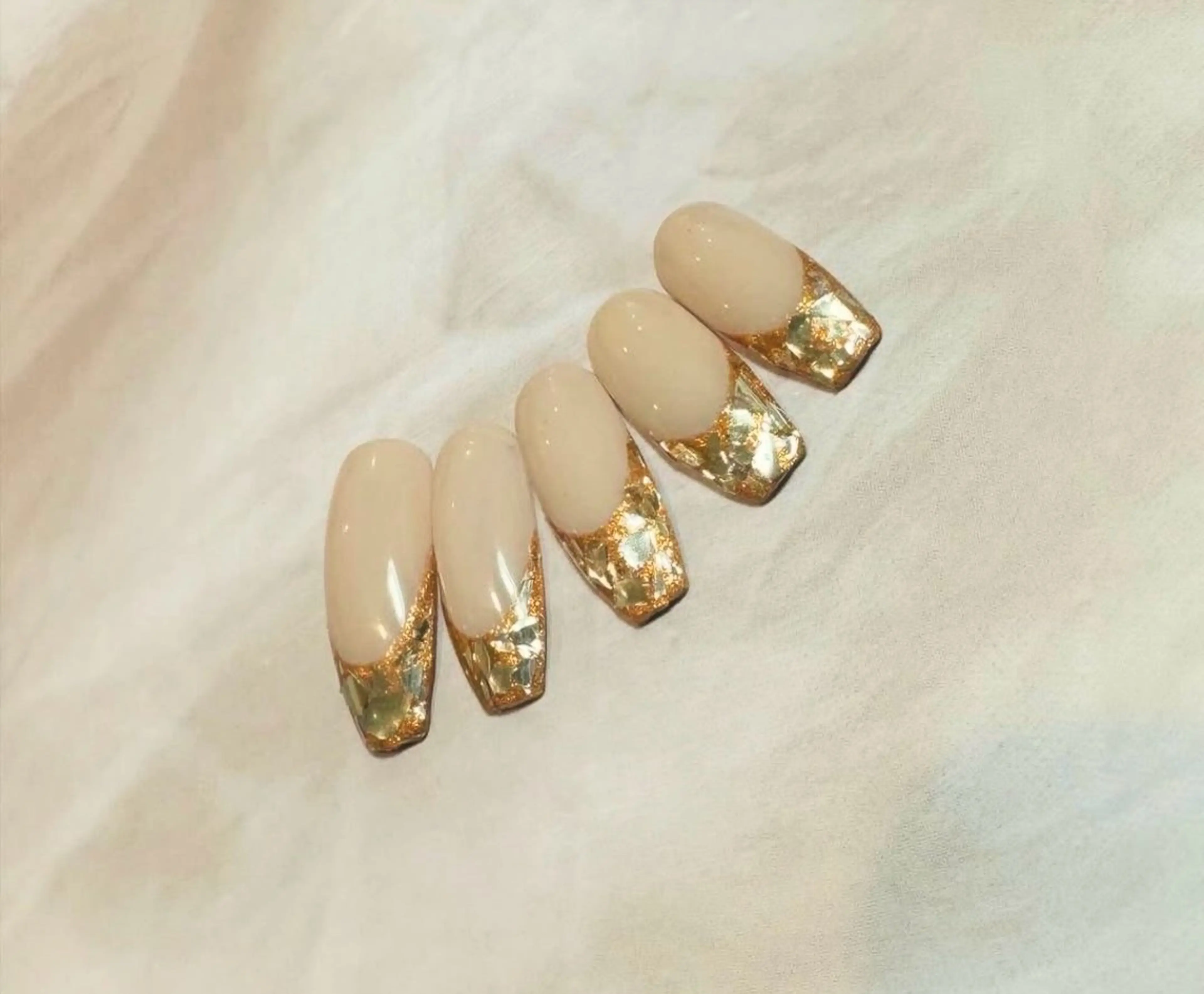 ネイル フレンチネイル キラキラネイル Ricca ERIKAのネイルデザイン