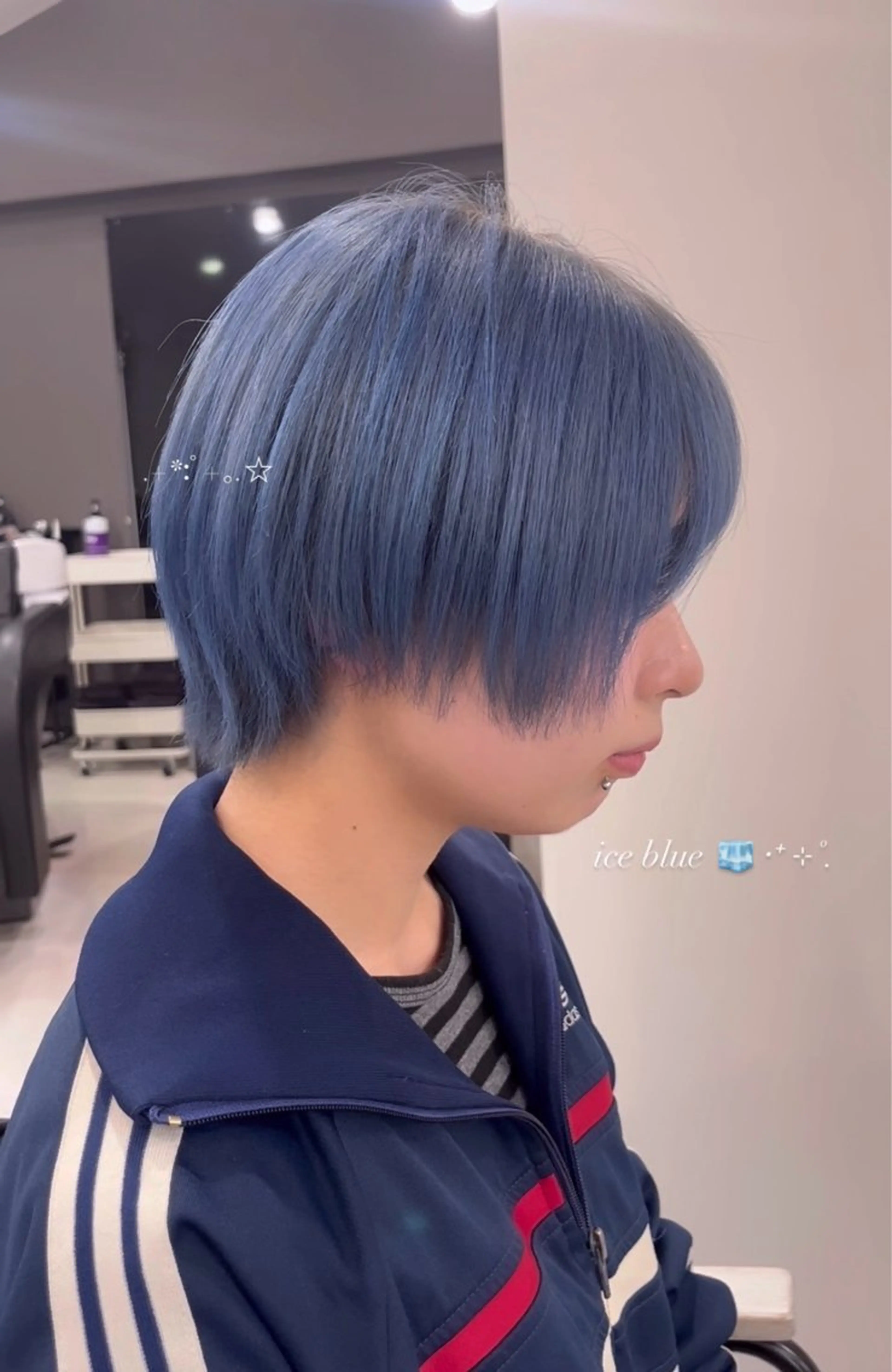 ショート カラー ハイトーン/ゆるふわ 🎨𖥔ׁTOMO♡のヘアスタイル