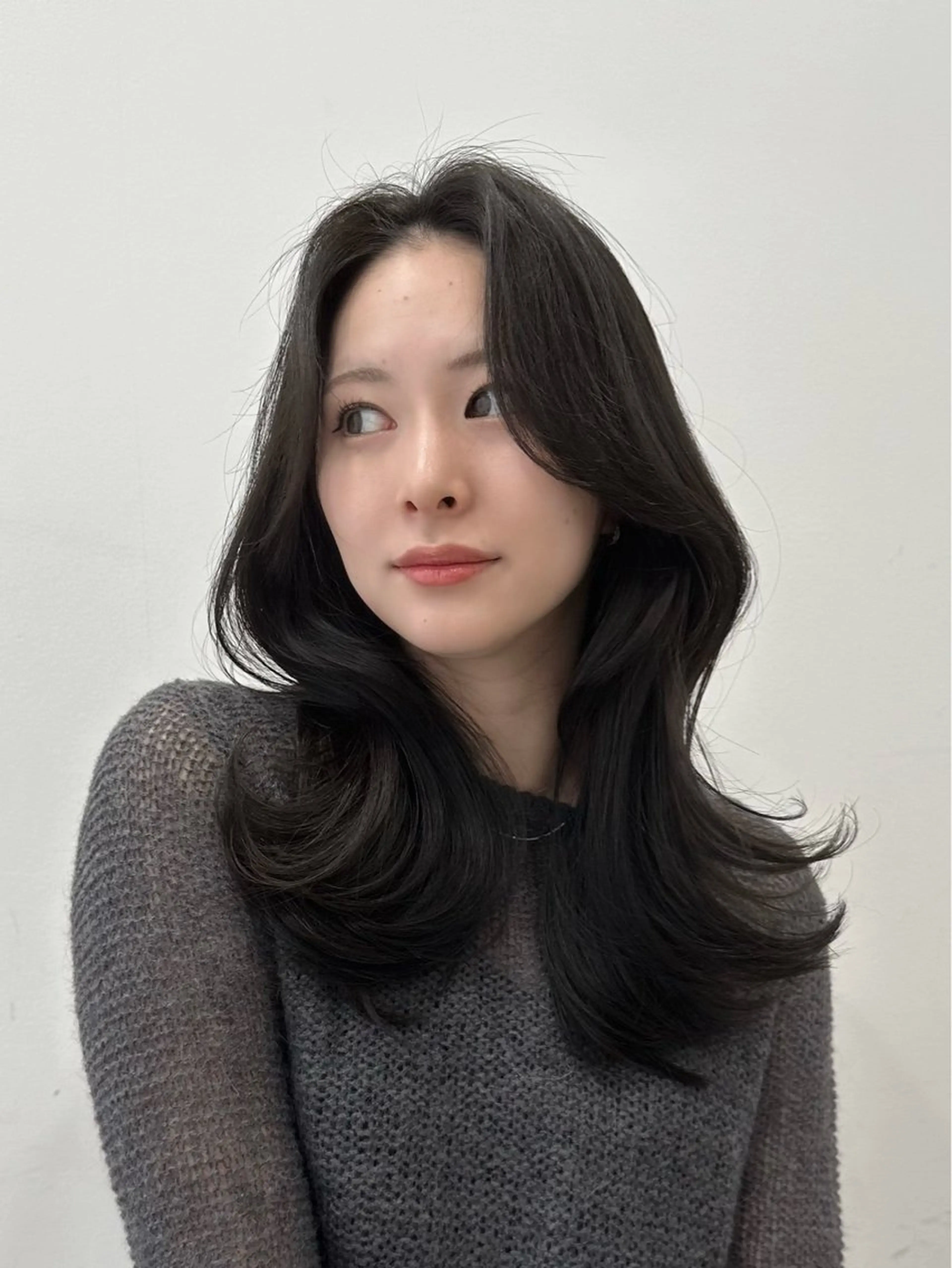 ミディアム カラー レイヤーカット 似合わせカット レイヤー/顔周り /透明感🩶高橋大のヘアスタイル