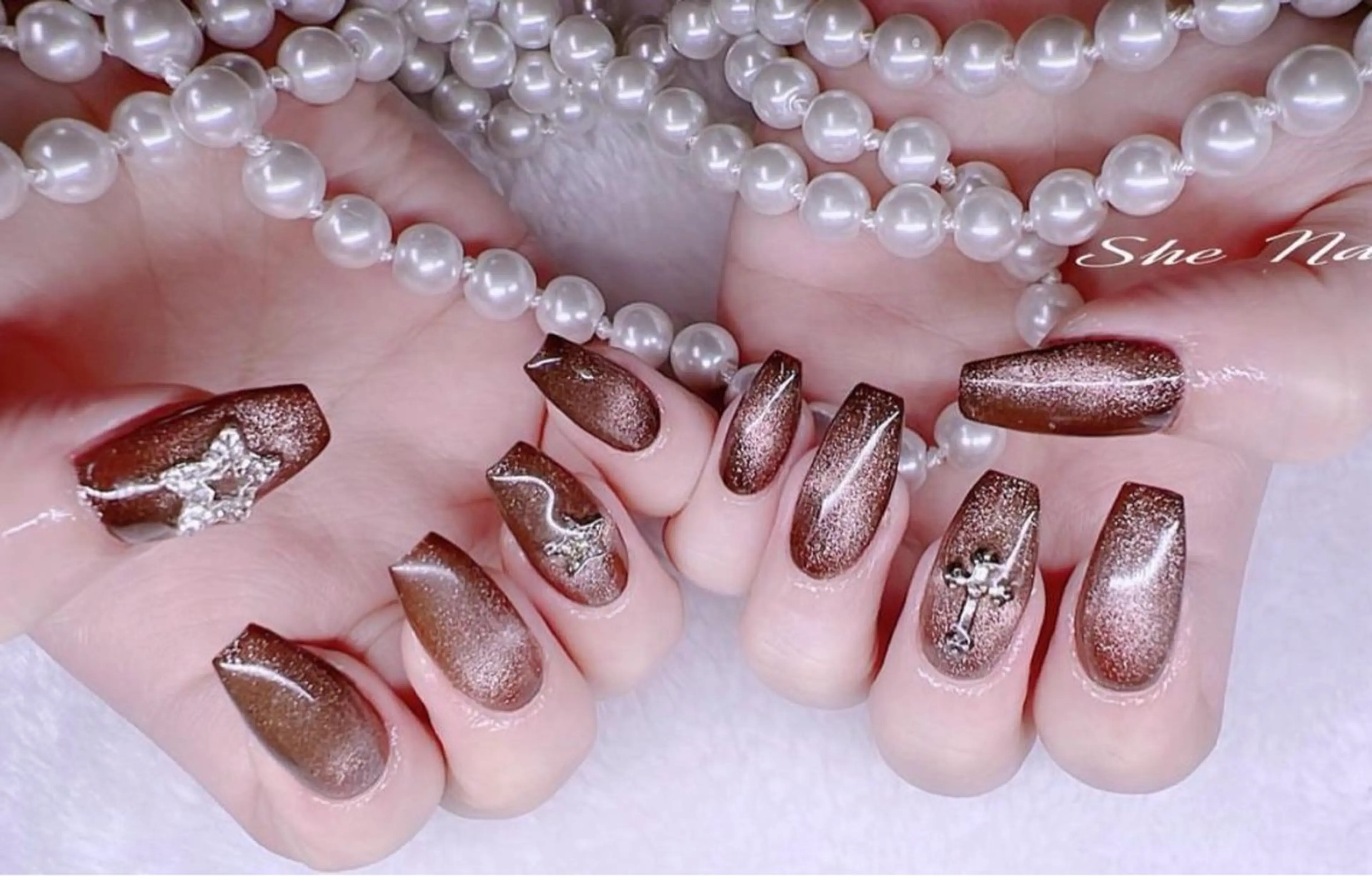 ネイル フレンチネイル グラデーション マグネットネイル ワンカラーネイル She_nail所属・ELSA_ Bellaのネイルデザイン