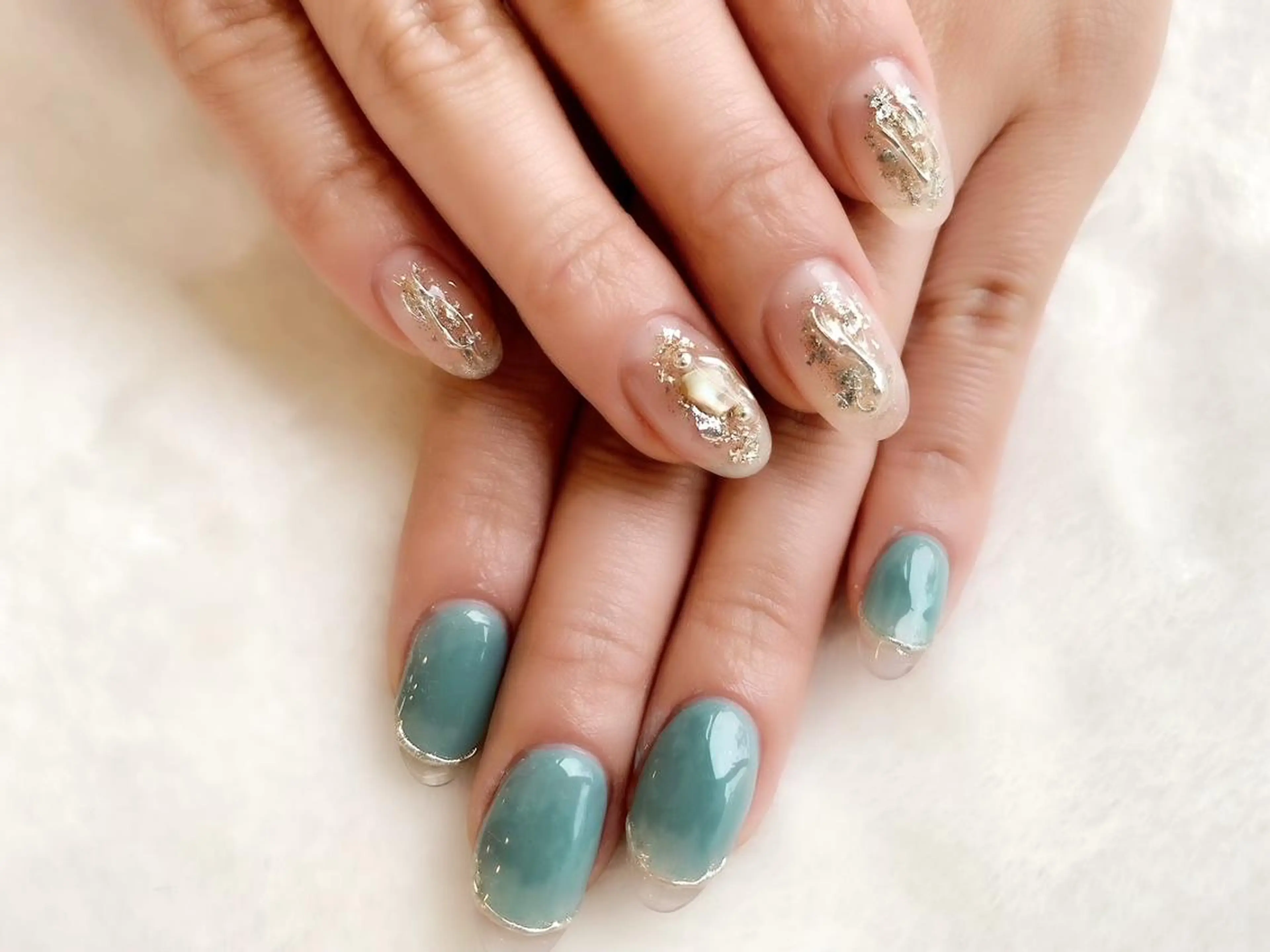 ネイル 【尾下】 ロイヤル•セラピストのネイルデザイン