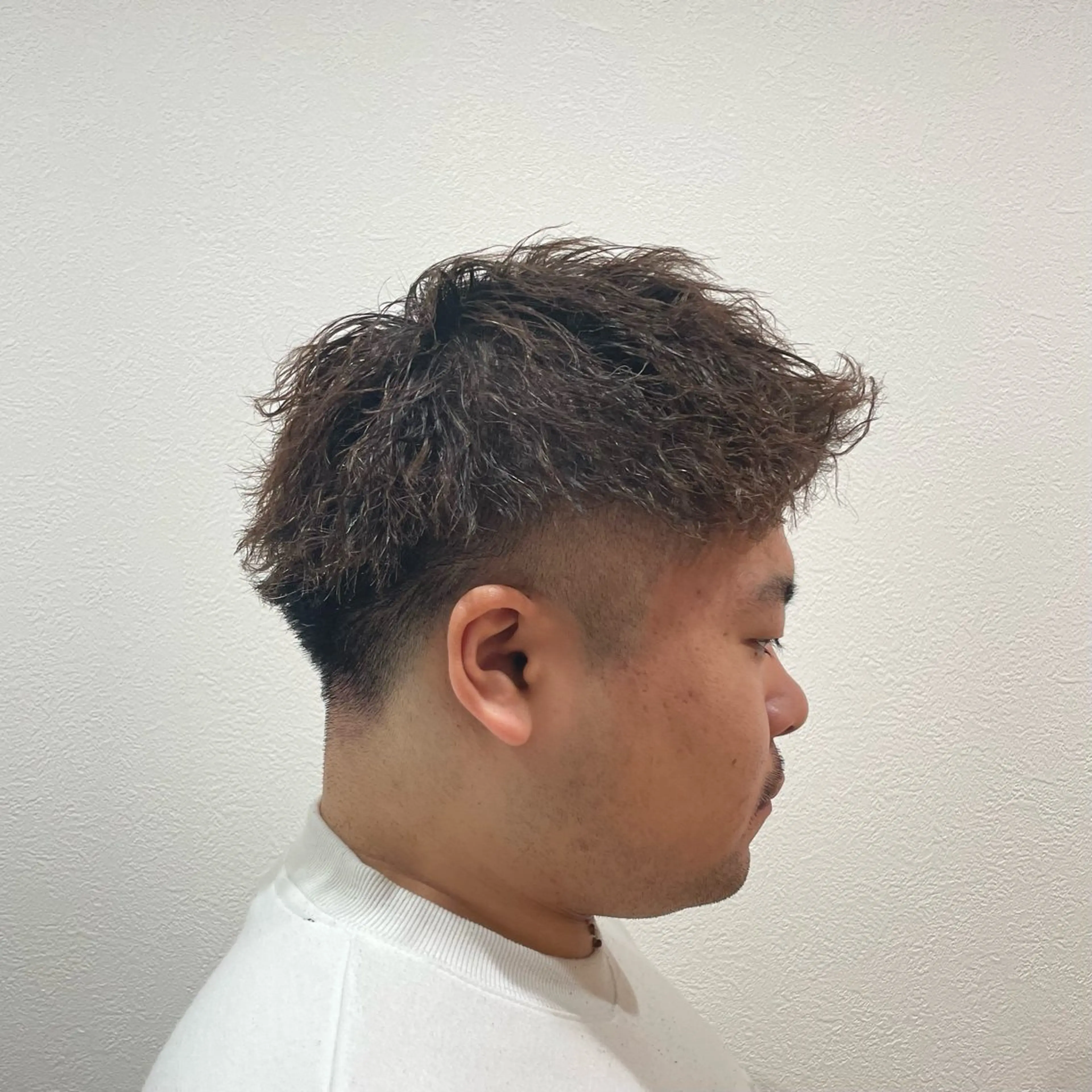 パーマ メンズ メンズパーマ メンズツイストパーマ ツイストパーマ カット パーマ トリートメント Aguhairponte所属・メンズ 特化・川田のヘアスタイル