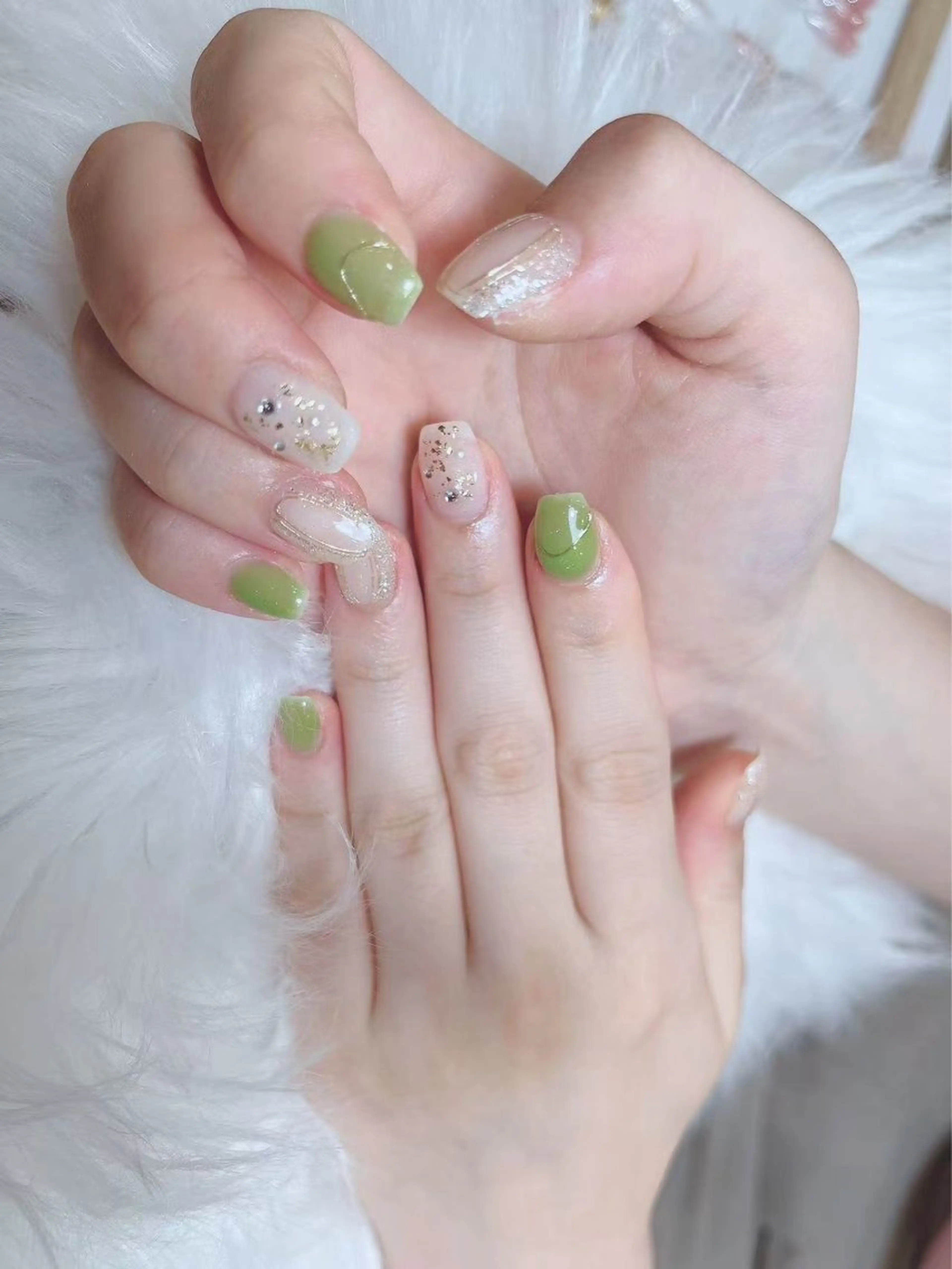 ネイル ハンドネイル チョウ Rachaelのネイルデザイン