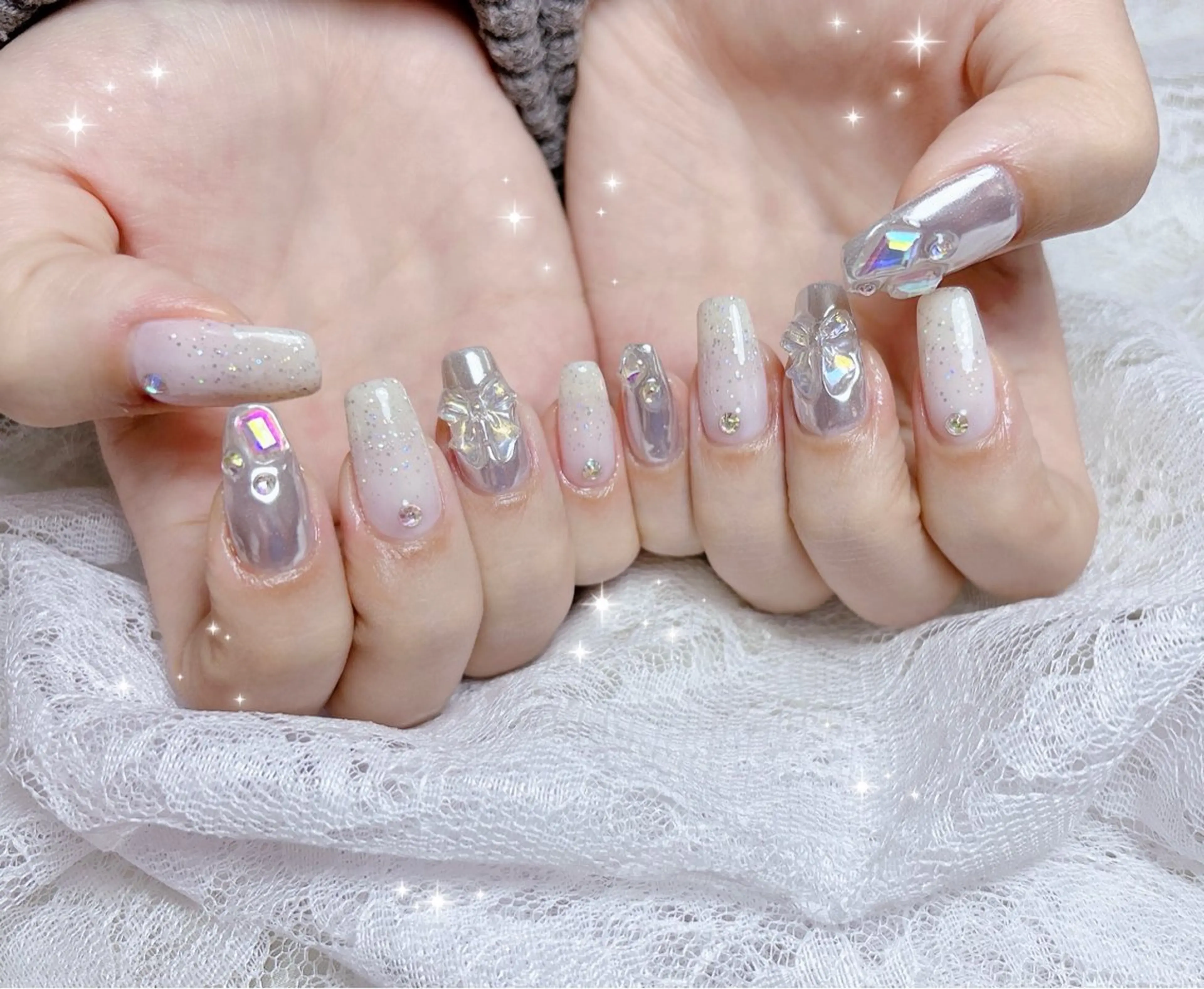 ネイル グラデーション ミラーネイル ハンドネイル FLARE NAIL フレアネイルのネイルデザイン