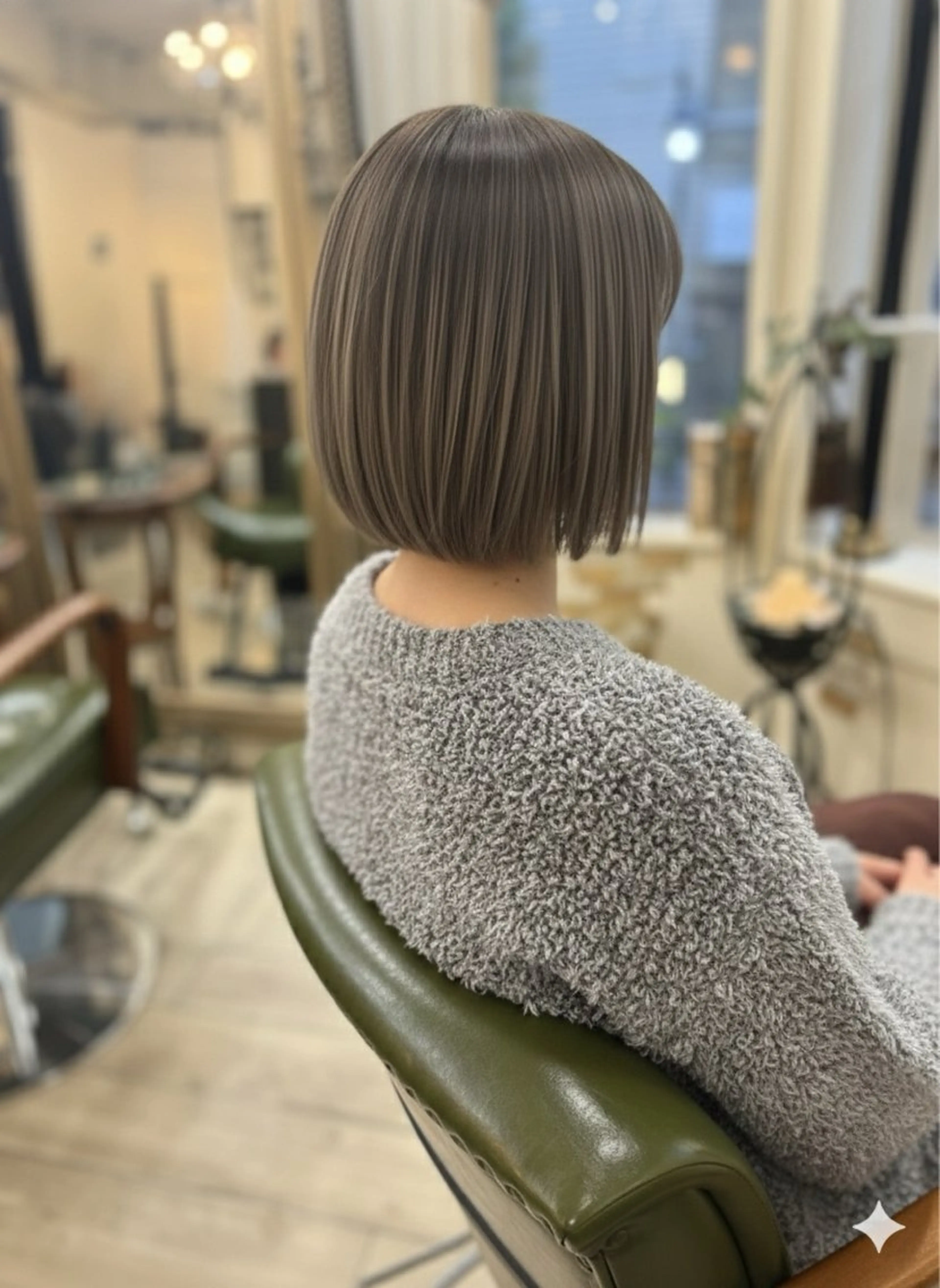 ミディアム ボブ ハイライト ヘアカラー 新宿/クロスパーマ/ 白髪ぼかし/山口のヘアスタイル