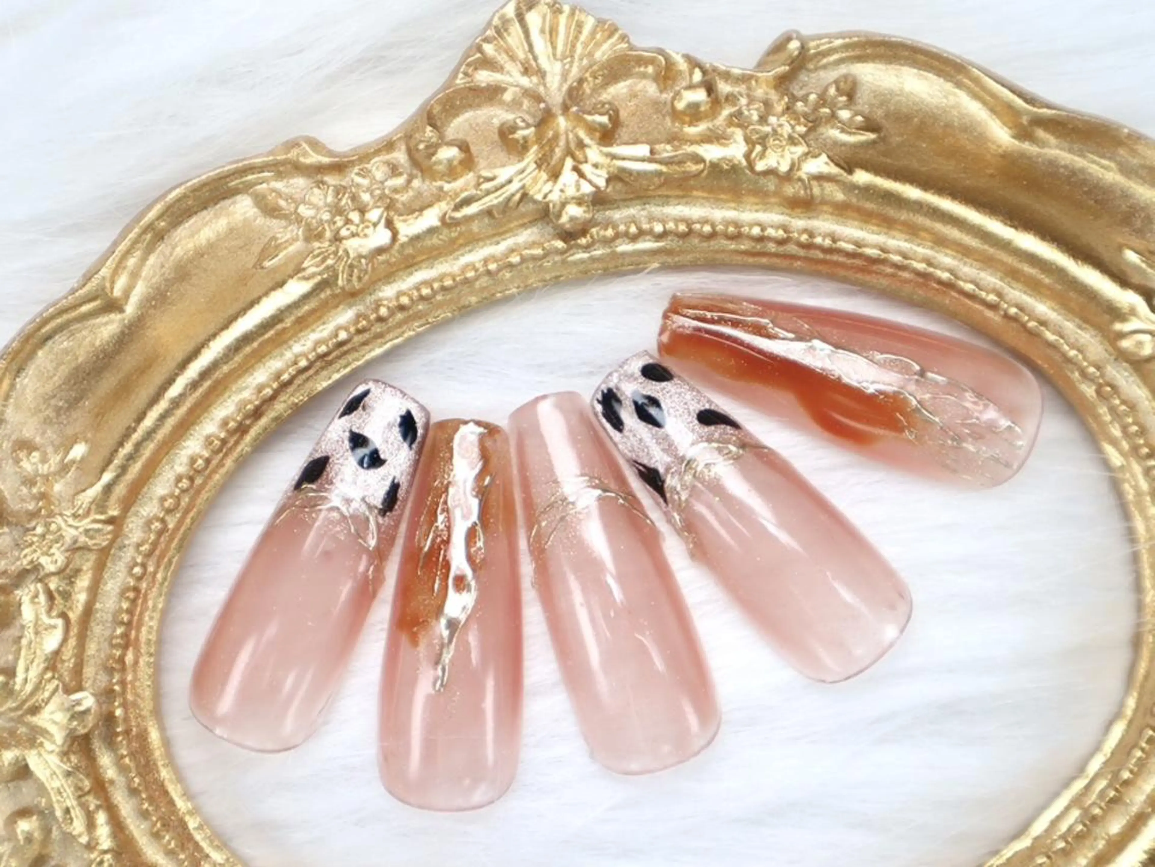 ネイル ビューティーサロン ヘゼリヒのネイルデザイン