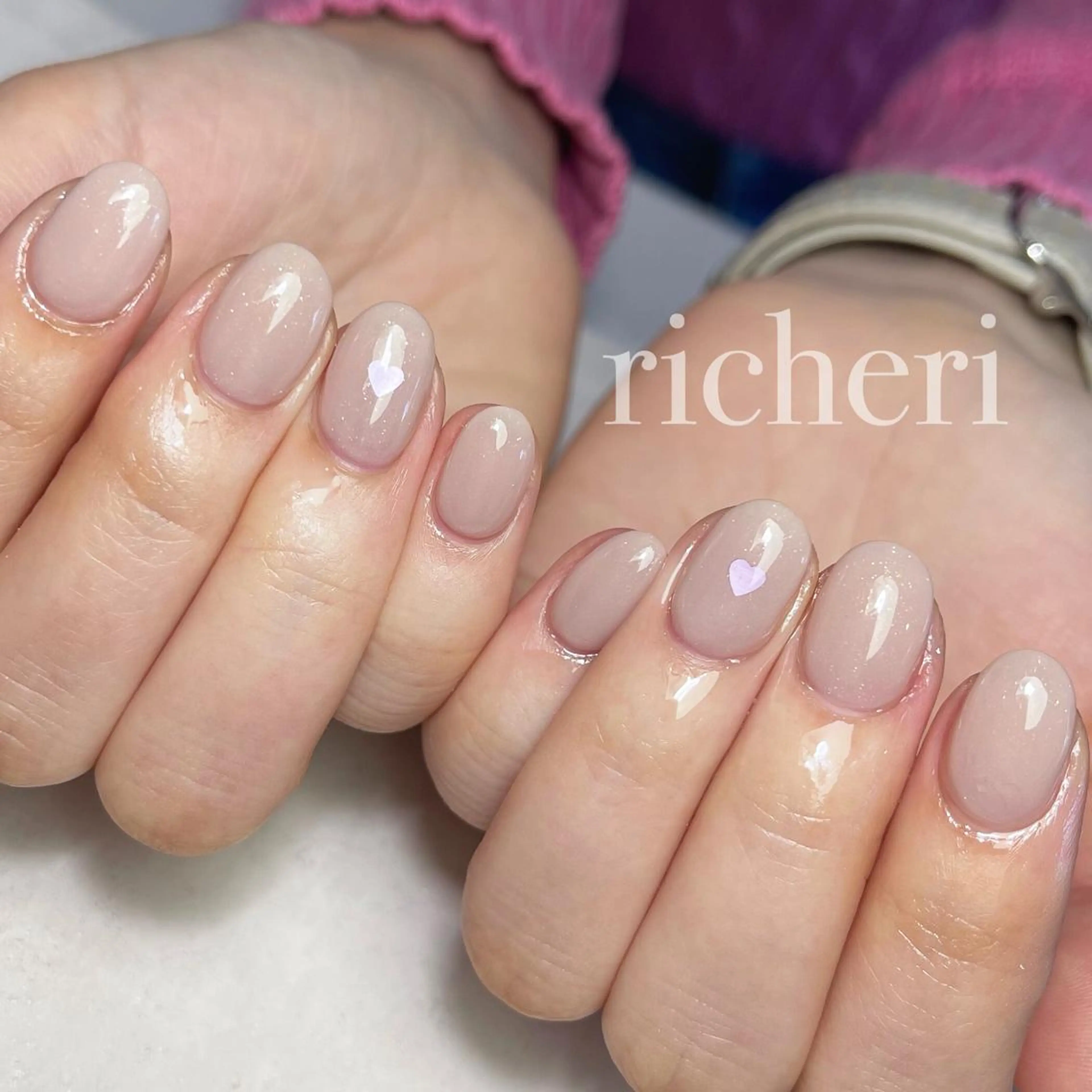 ミディアム ネイル 韓国風ヘア アートネイル フラッシュネイル フレンチネイル ジェルネイル ハンドネイル richeri beautyのエステ・リラクイメージ