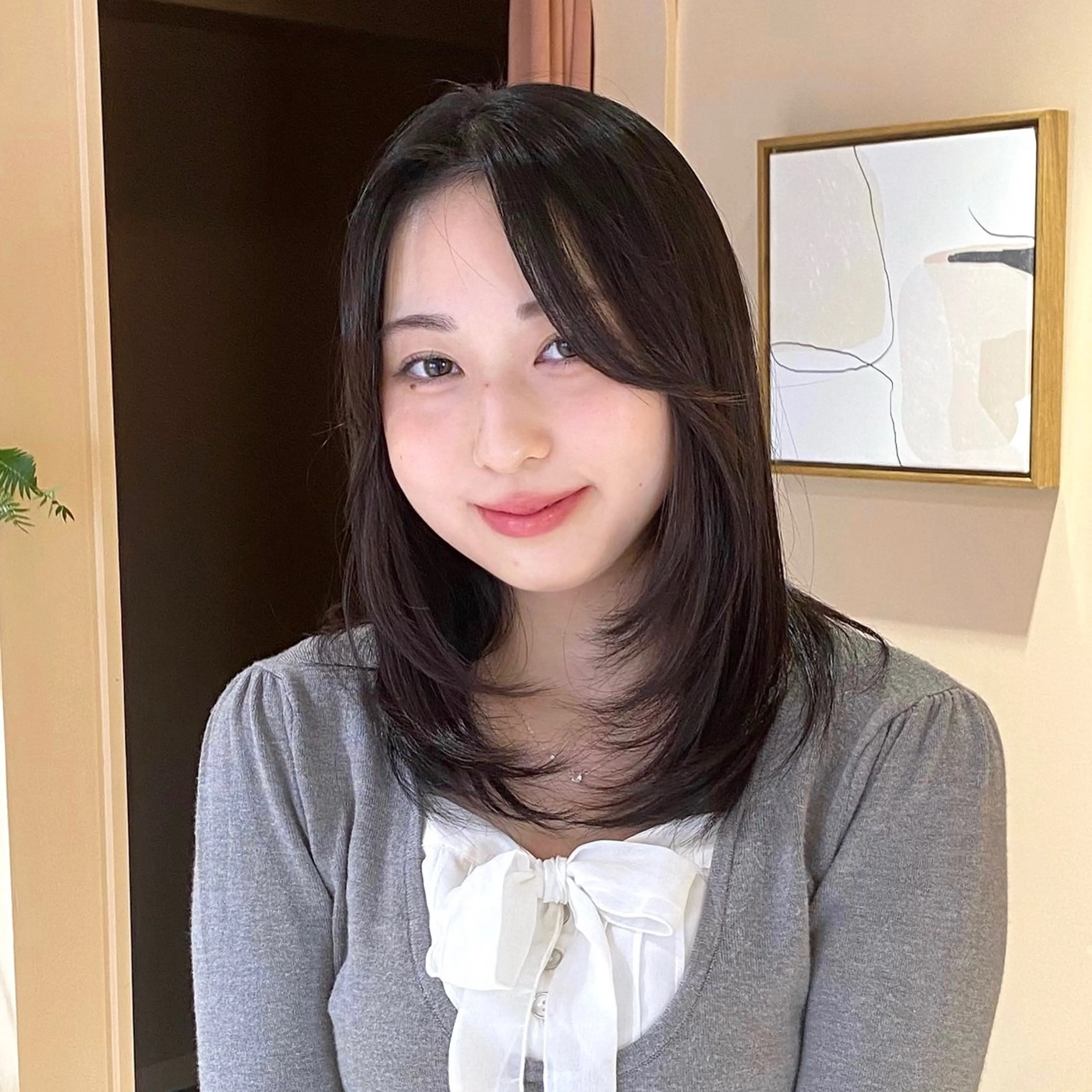 セミロング カラー レイヤーカット カット トリートメント ヘッドスパ coyumi / 𝘦 𝘮 𝘶のヘアスタイル