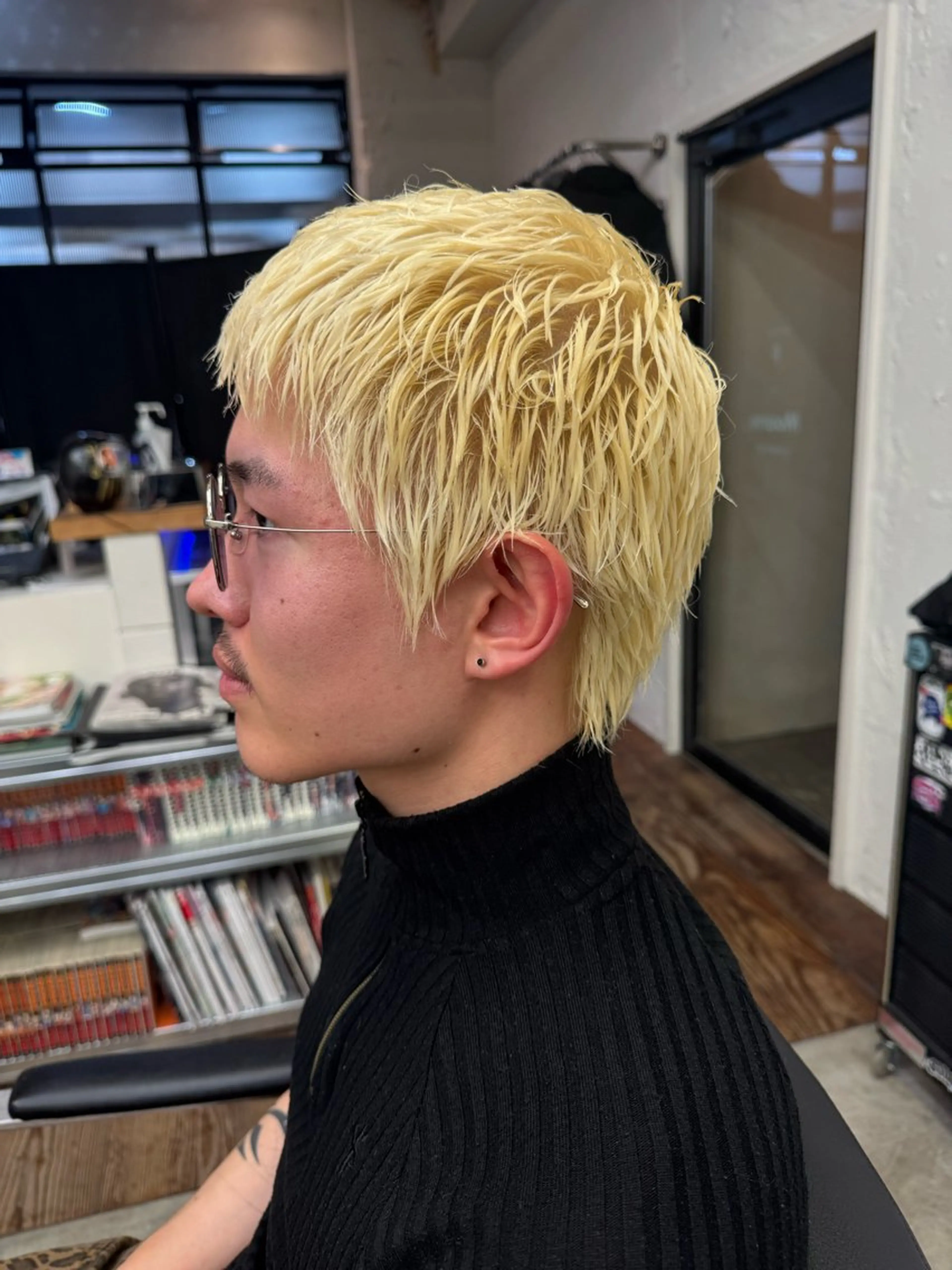 ショート カラー パーマ メンズ ダウンパーマ メンズハイライト メンズパーマ メンズショート ハイライトカラー カット ヘアカラー パーマ 💈メンズ特化💈 TASUKUのヘアスタイル