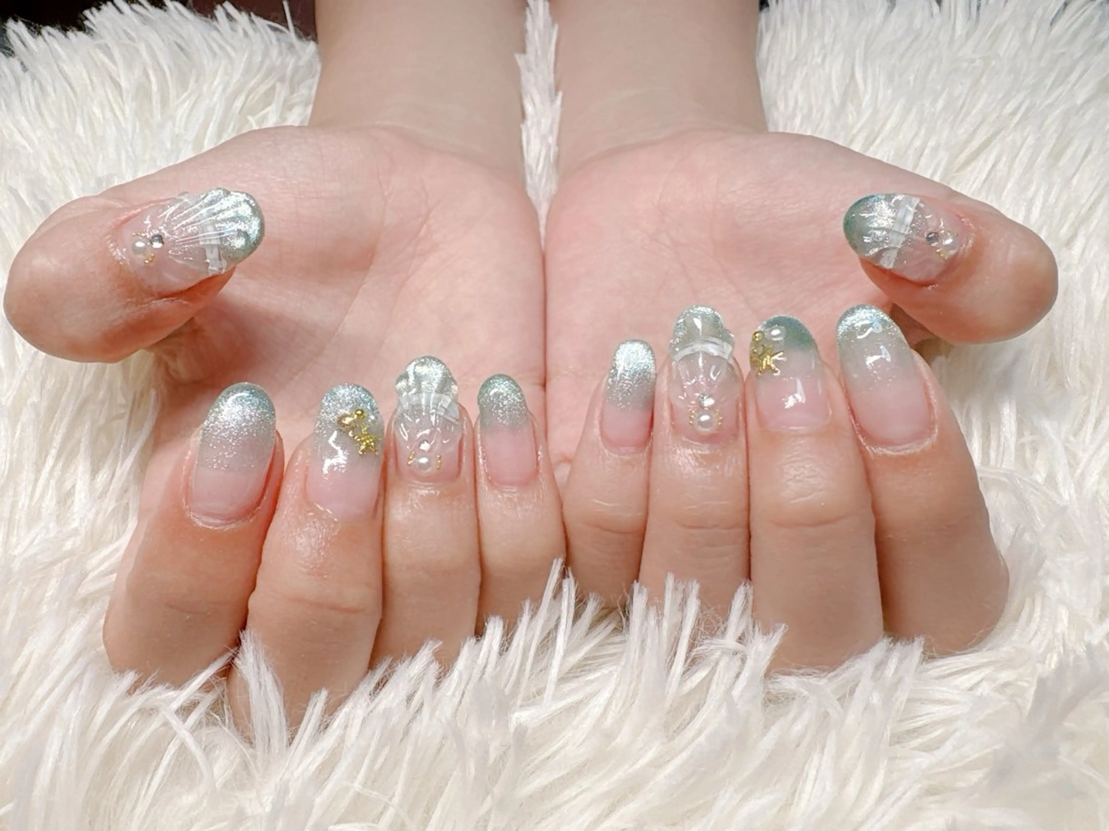 ネイル パッチリオメメ Lianaのネイルデザイン