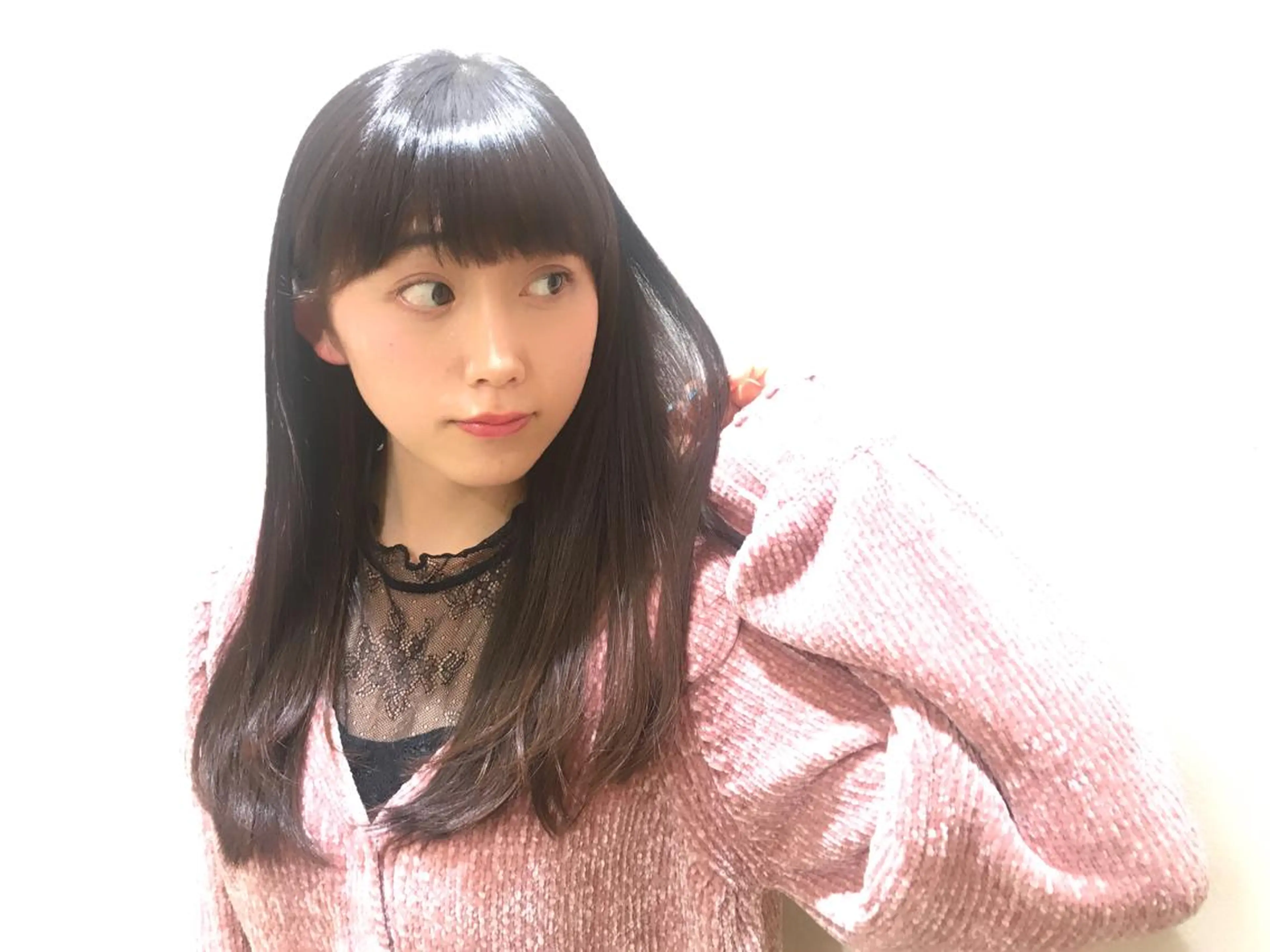 セミロング かねやす ゆなのヘアスタイル