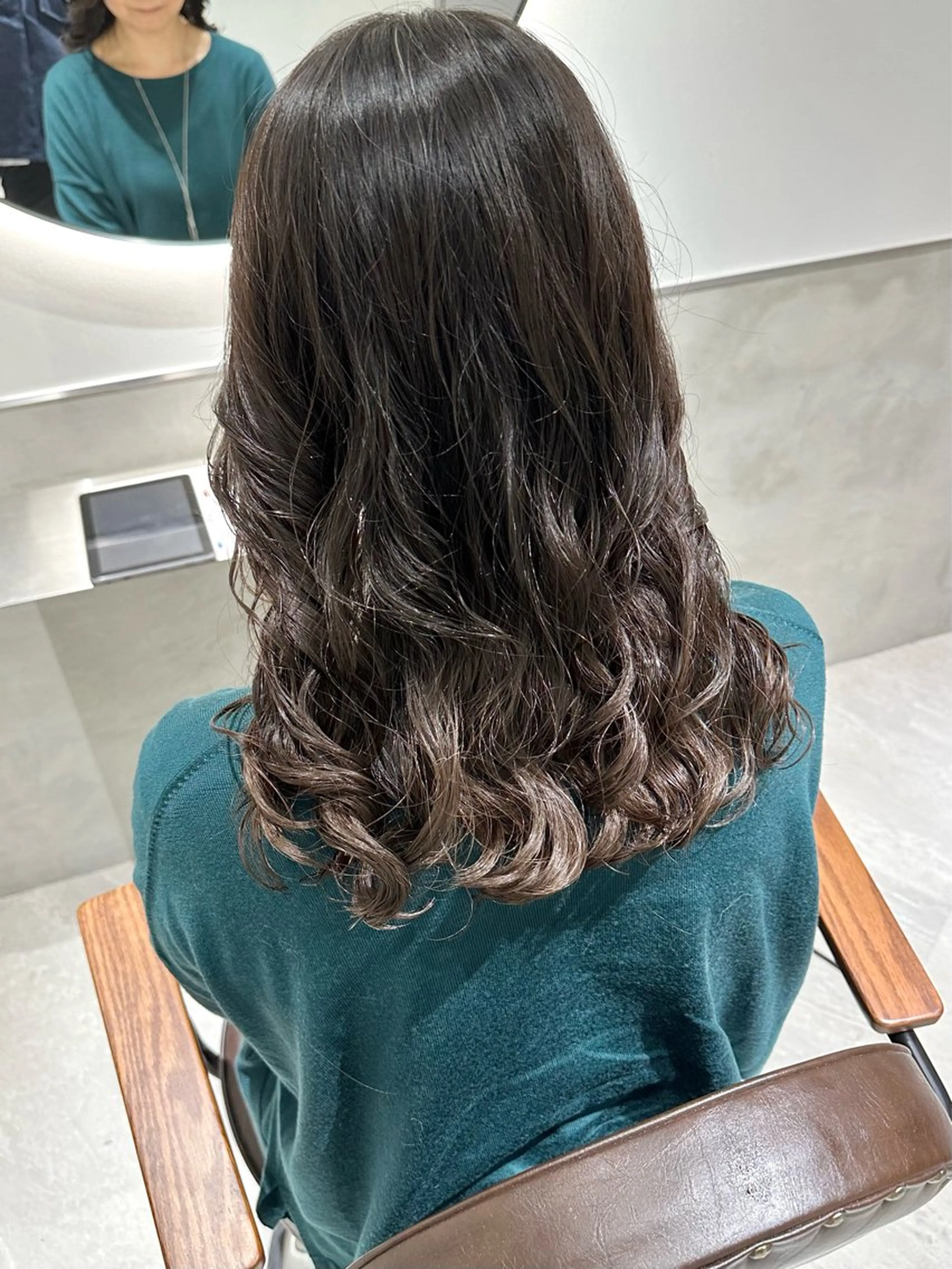 セミロング パーマ 銀座No.1髪質改善 縮毛矯正/本木のヘアスタイル