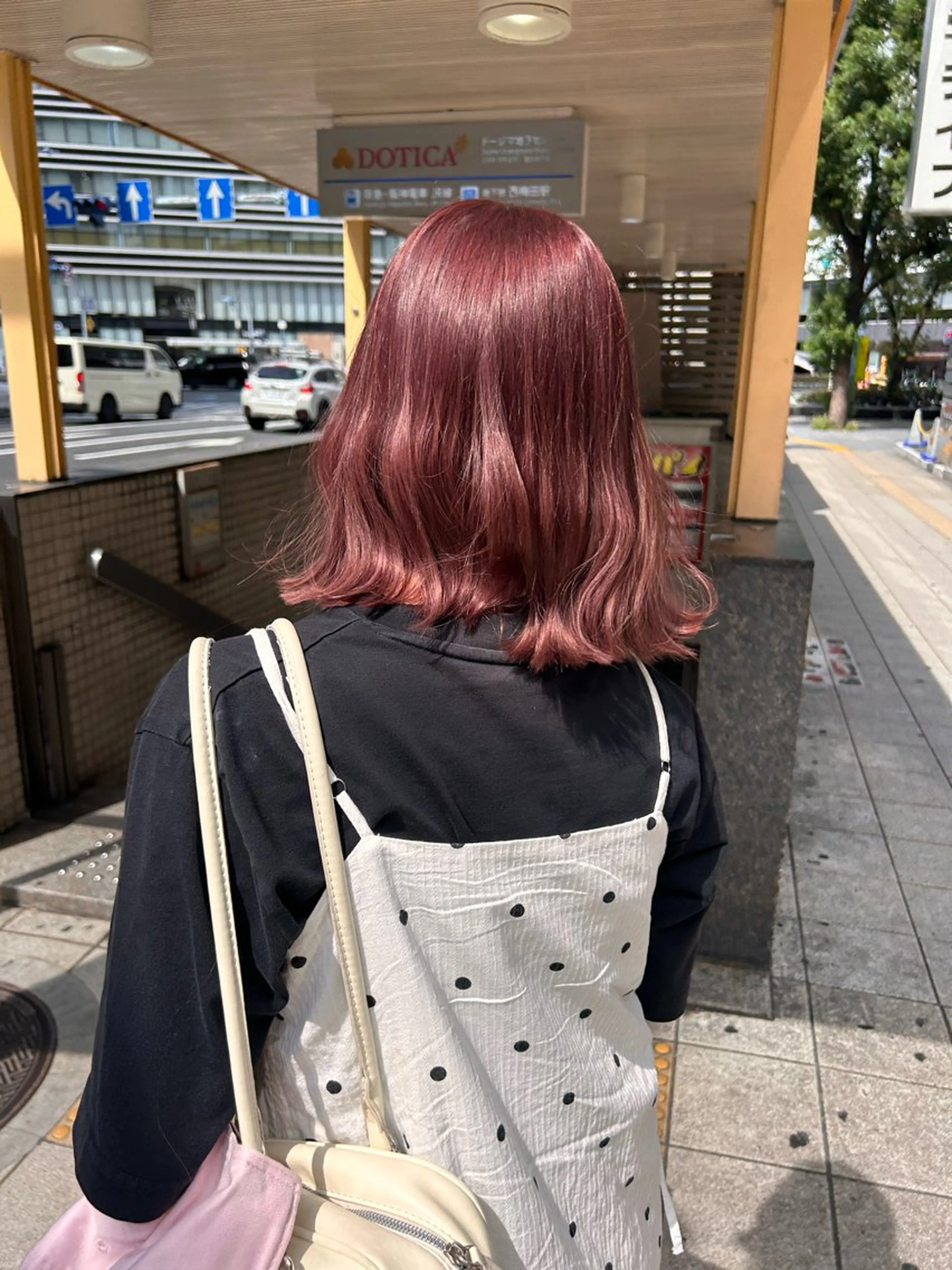 カラー ピンクカラー ヘアカラー feery color 大阪梅田店所属・Rio カラーモデル募集中の眉毛・アイブロウイメージ