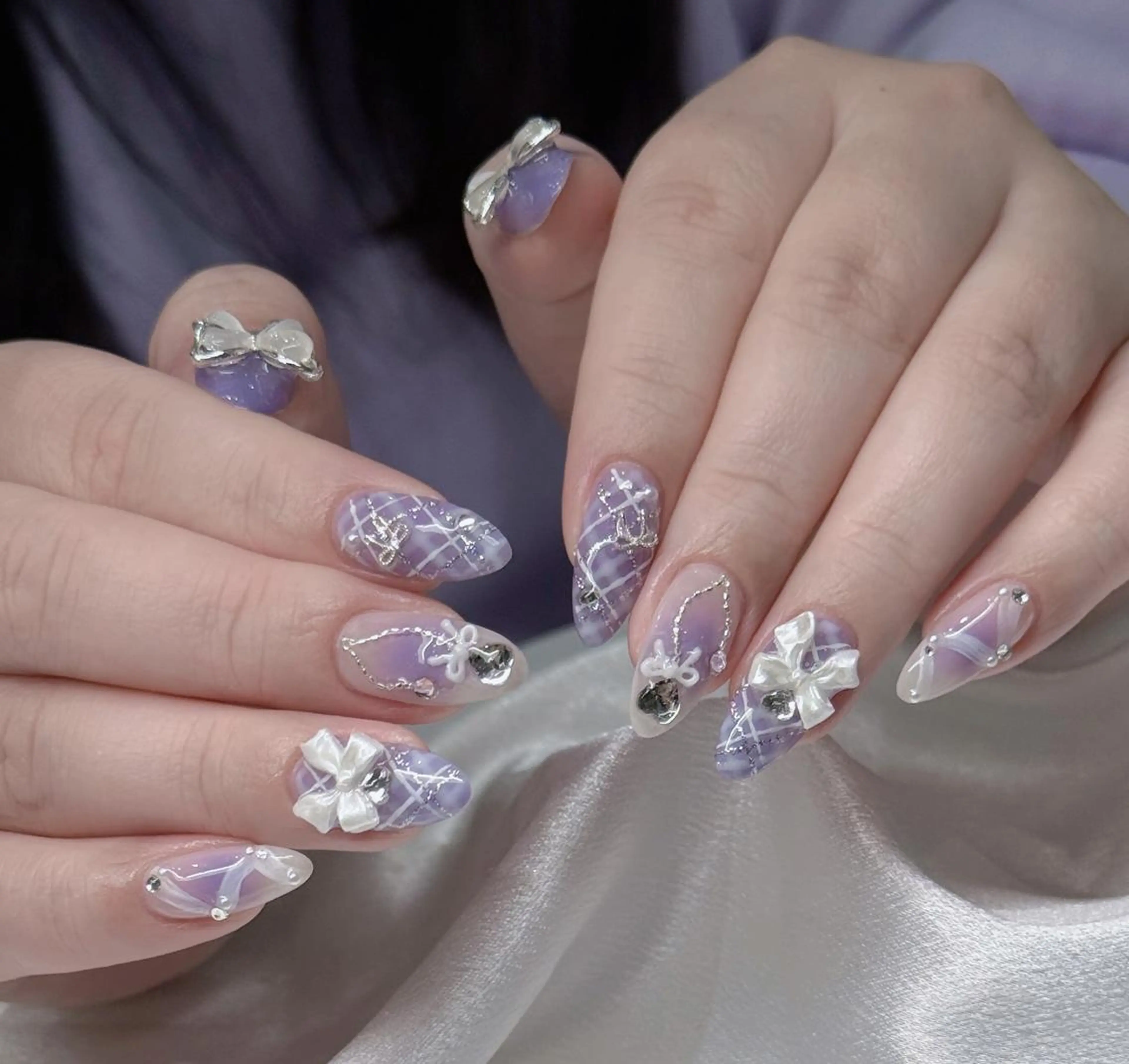 ネイル アートネイル オーロラネイル ブルー チークネイル フットネイル Nails168 ネイルズイロハのネイルデザイン