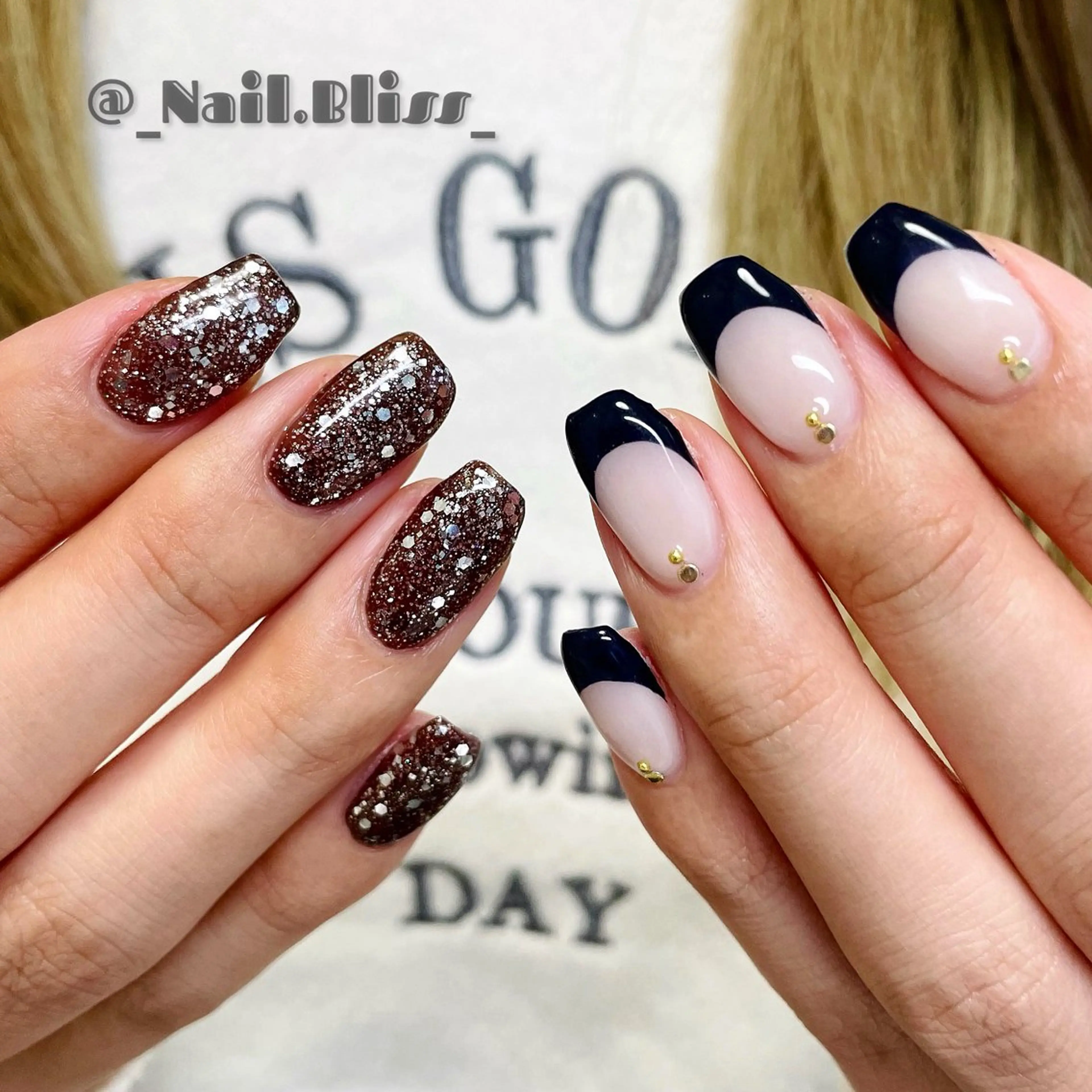 ネイル ブラウン ネイビー ハンドネイル NAIL BLISSのネイルデザイン