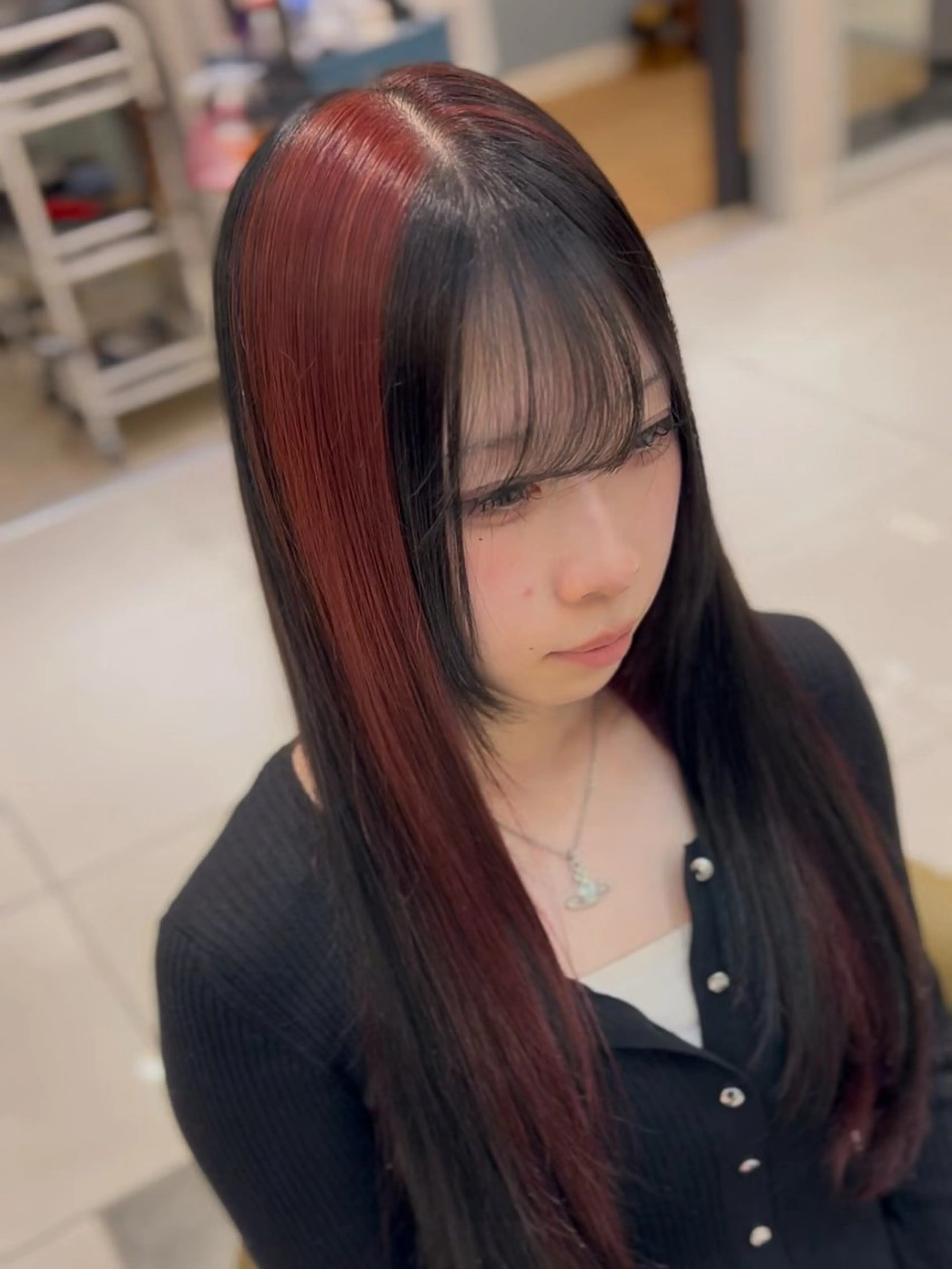 カラー デザインカラー ヘアカラー トリートメント EARTH/M 勝田台店所属・鈴木 瑛郎のヘアスタイル