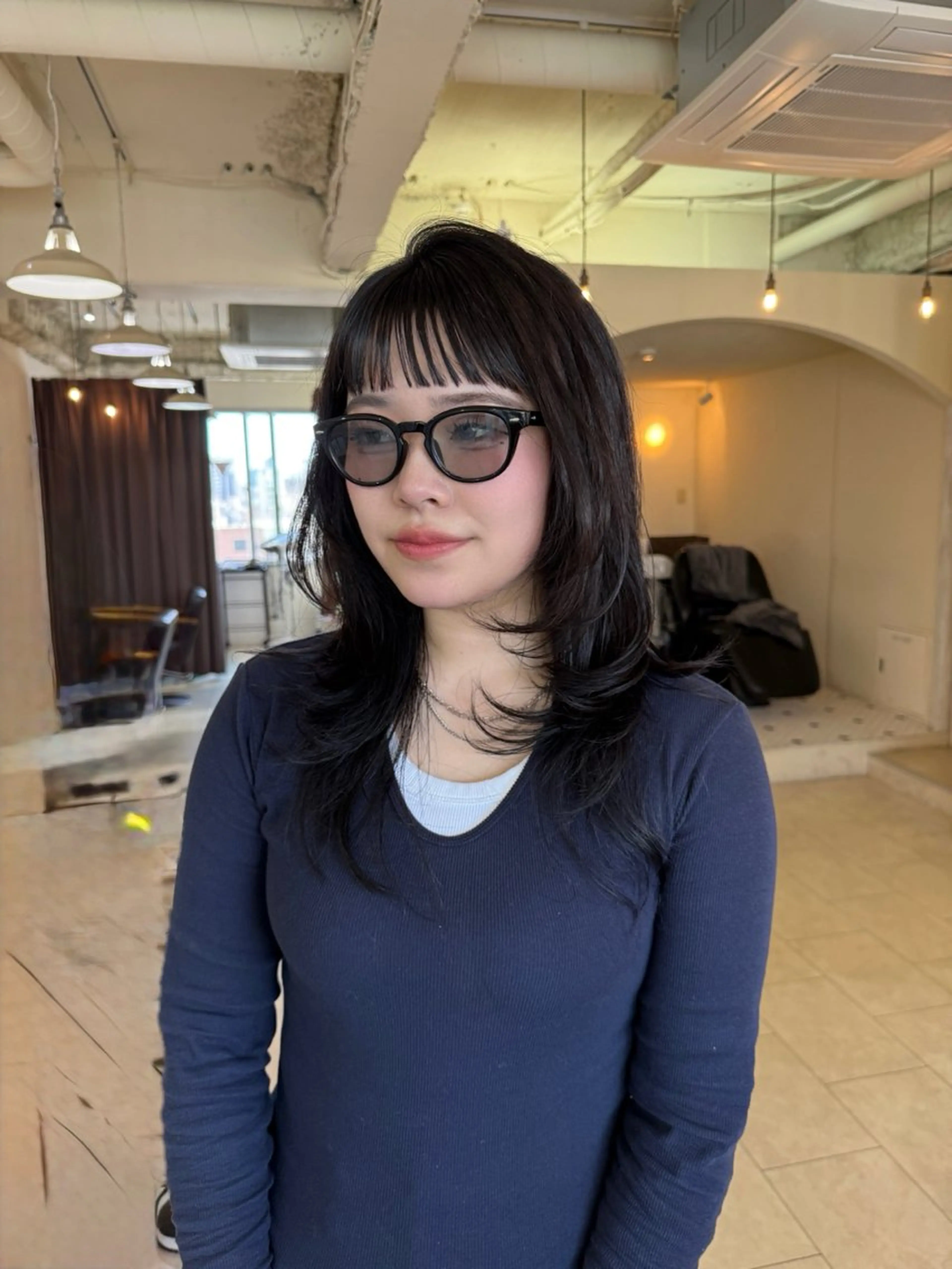 ロング カット Maho/海外 レイヤー/ハイトーンのヘアスタイル