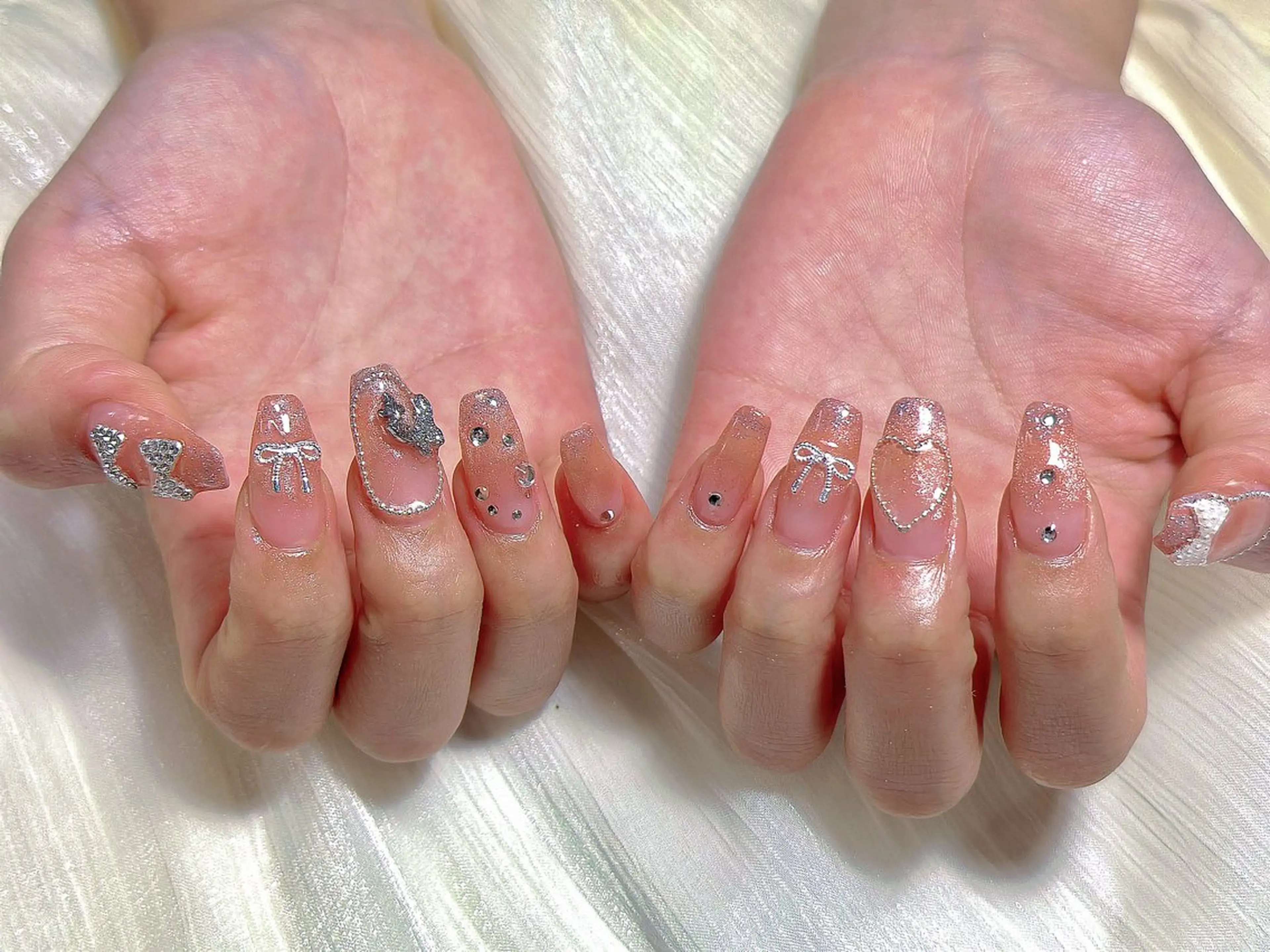 ネイル ハンドネイル ハンドケア 🍑 momo_nailのネイルデザイン