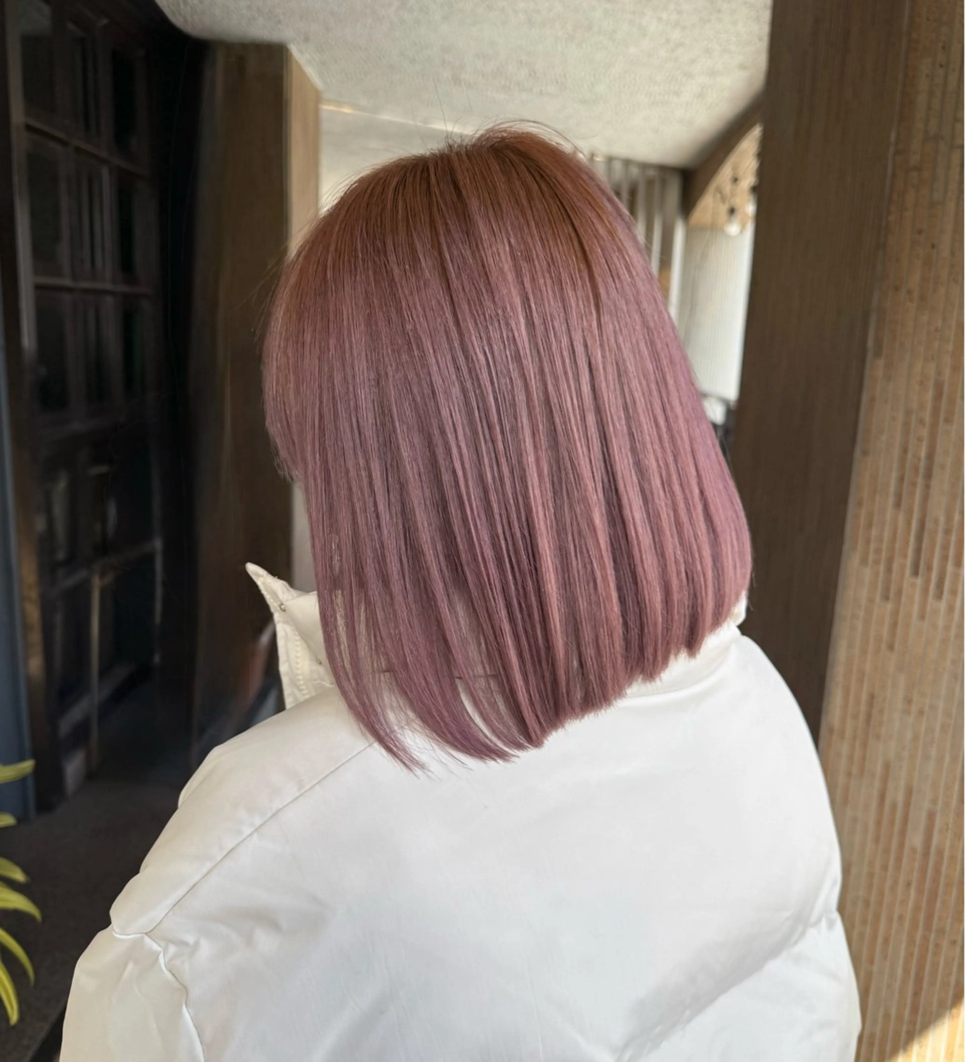 ミディアム カラー ブリーチ ケアブリーチ ハイトーンカラー ピンクカラー ボブ カット Gain池下 レディースのヘアスタイル