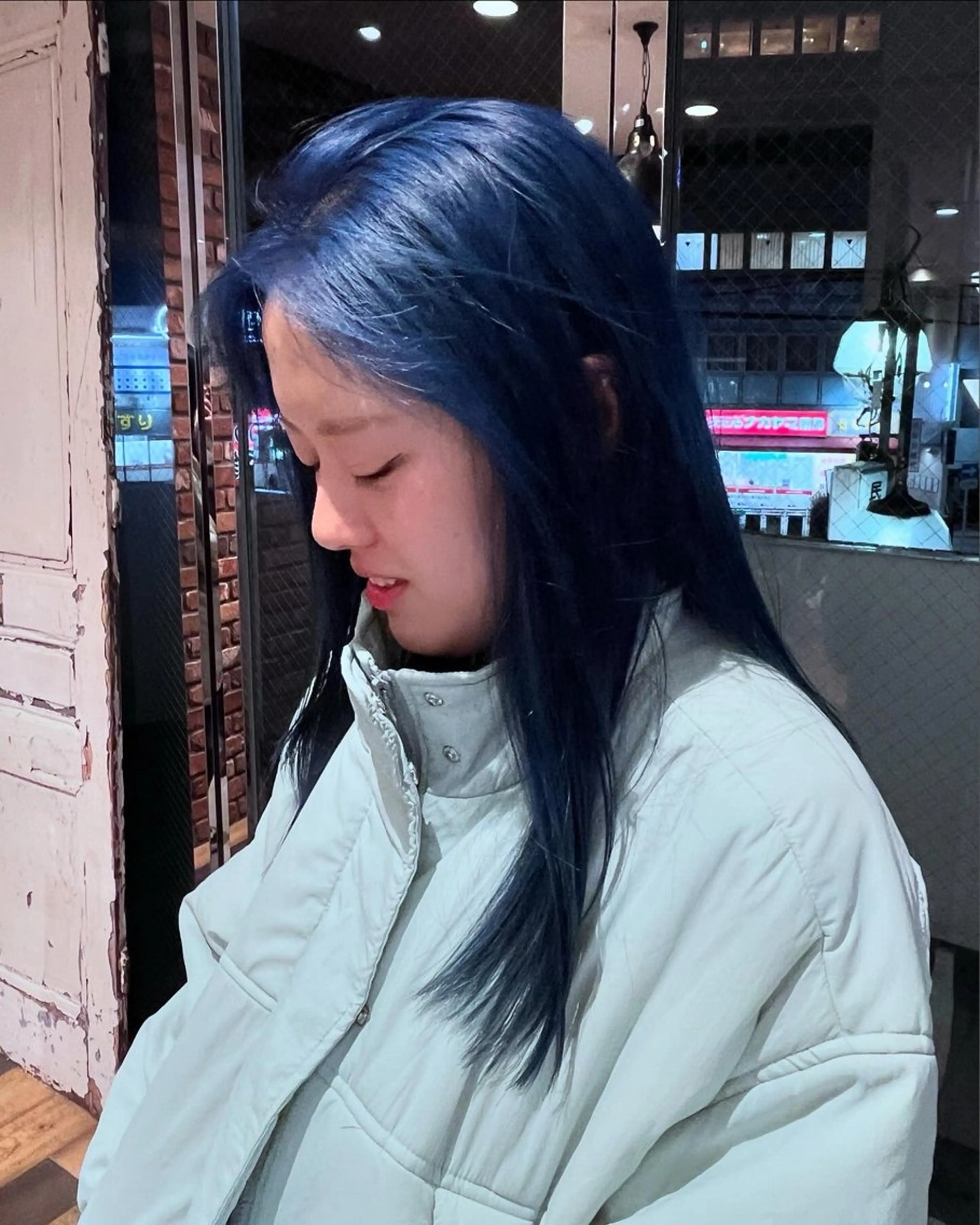 ロング カラー カット ヘアカラー トリートメント Vicky オリーブ メンズカジュアルのヘアスタイル