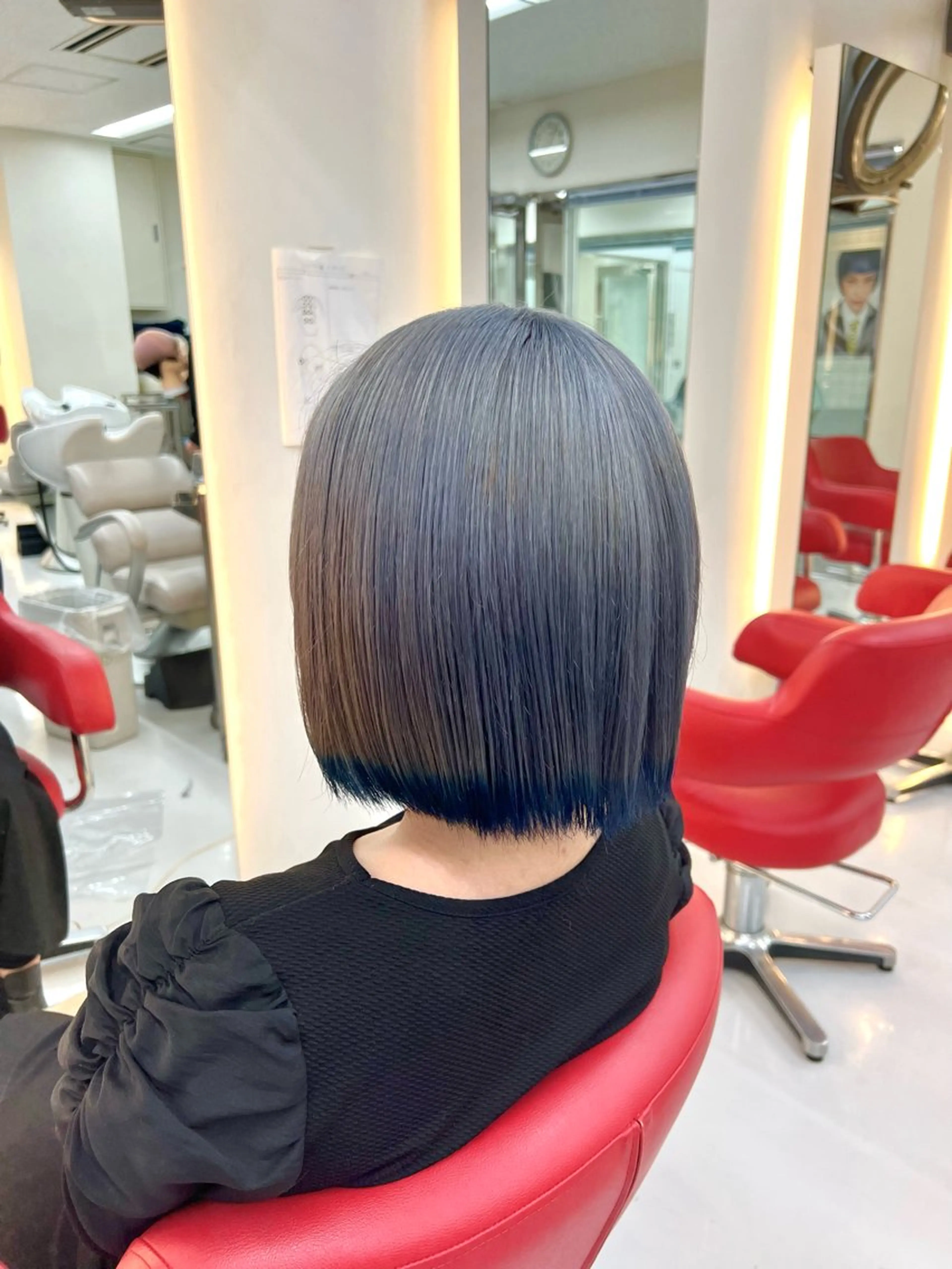 カラー はなえ/ブリーチ/複 雑履歴修正のヘアスタイル