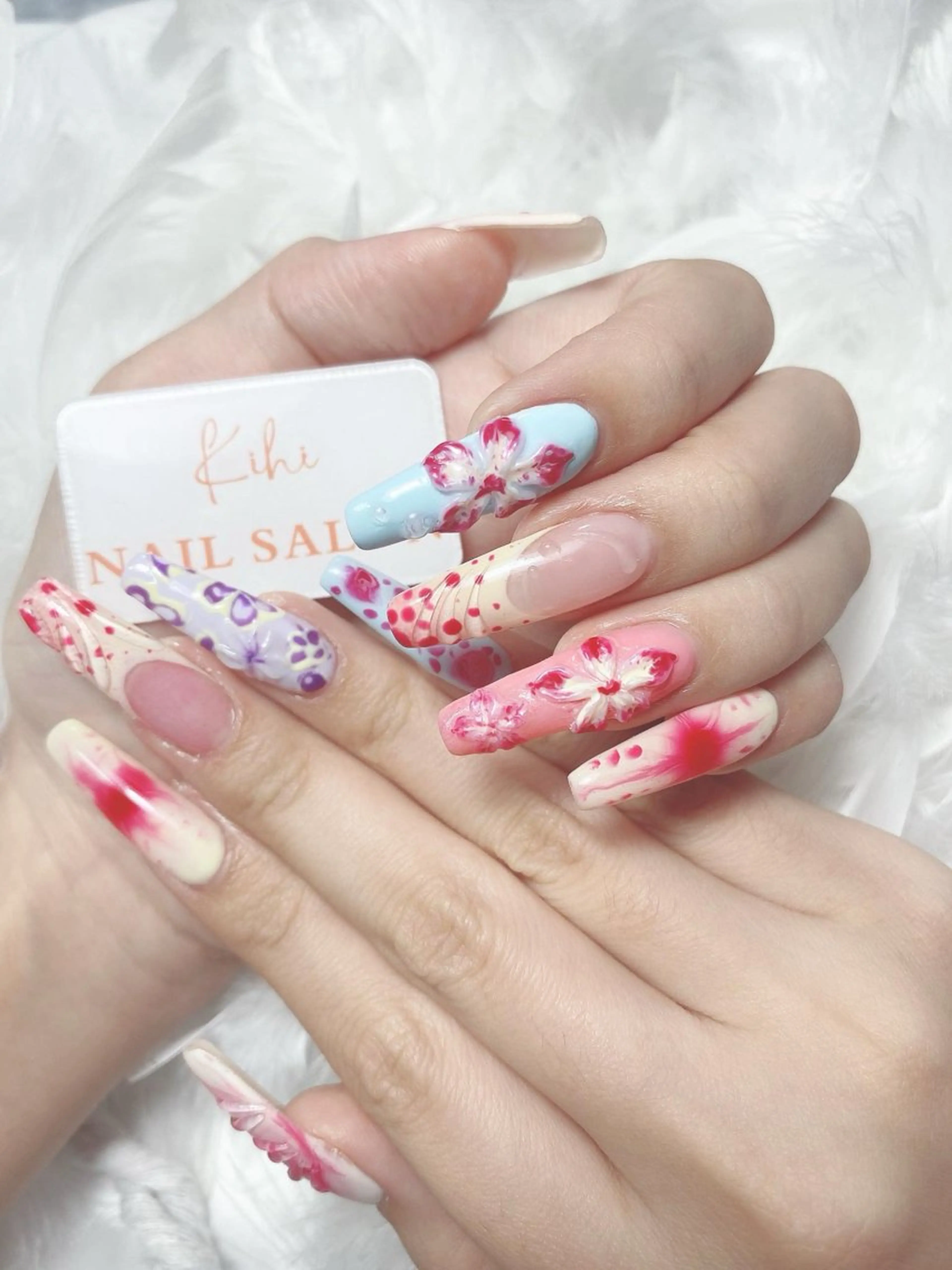 ネイル アートネイル フレンチネイル ジェルネイル グラデーション 韓国ネイル ハンドネイル 💕鈴木ユリ パラジェル/オフ無料のネイルデザイン