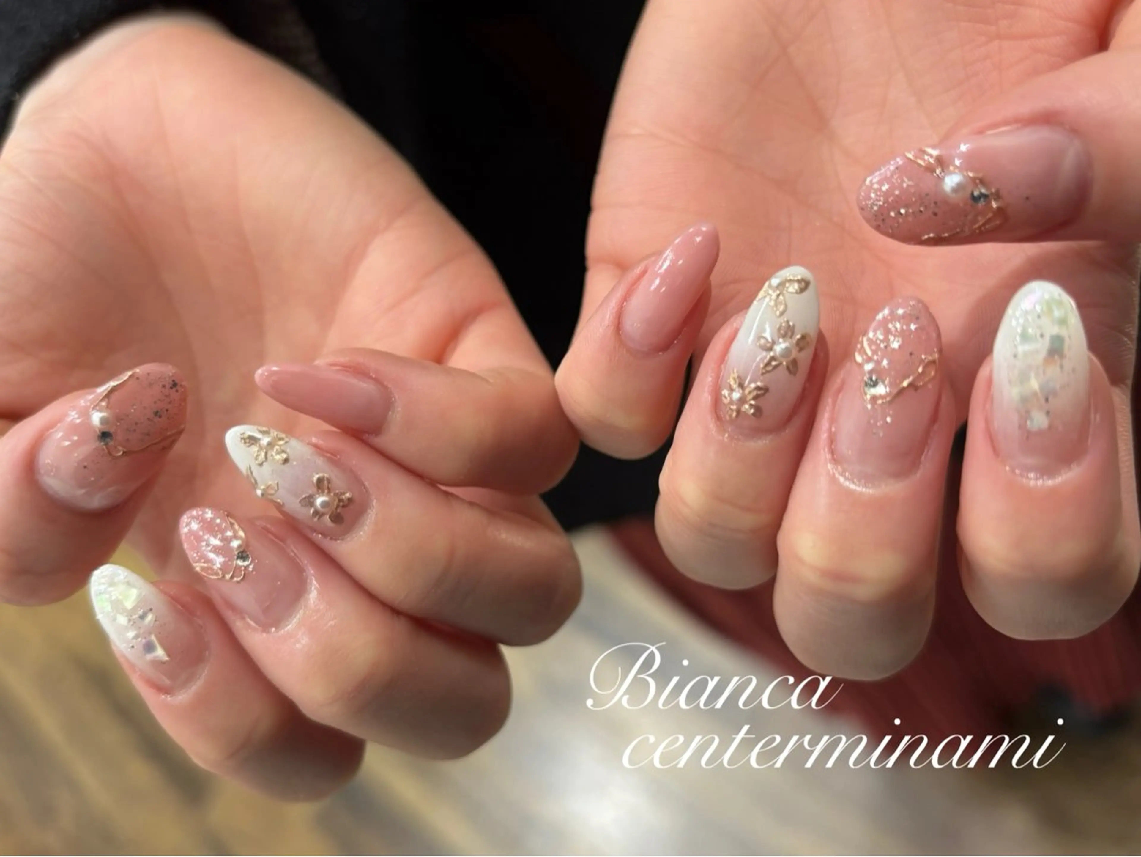 ネイル Bianca KIKUTIHARAのネイルデザイン