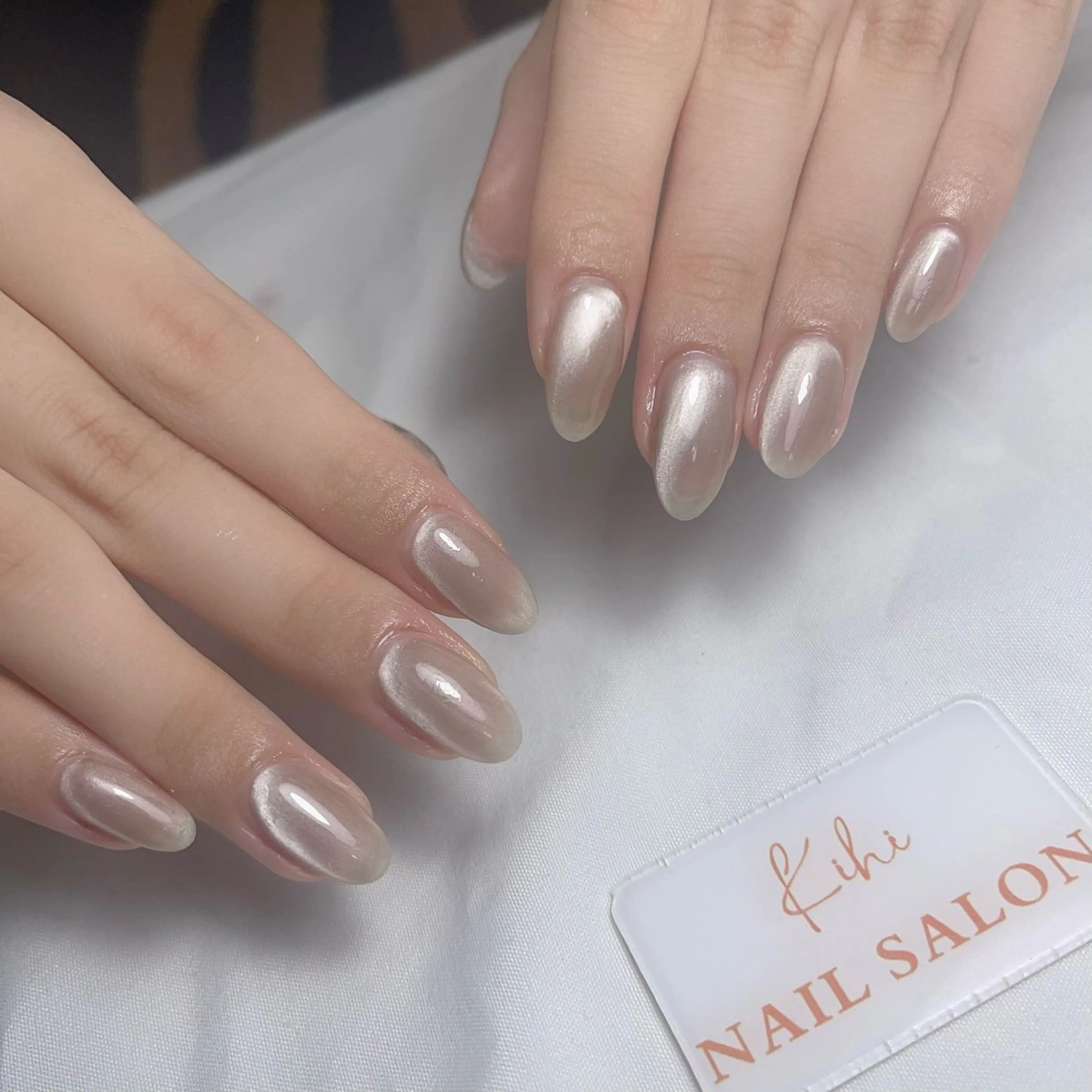 ネイル アートネイル フレンチネイル ジェルネイル グラデーション 韓国ネイル ハンドネイル 💕鈴木ユリ パラジェル/オフ無料のネイルデザイン