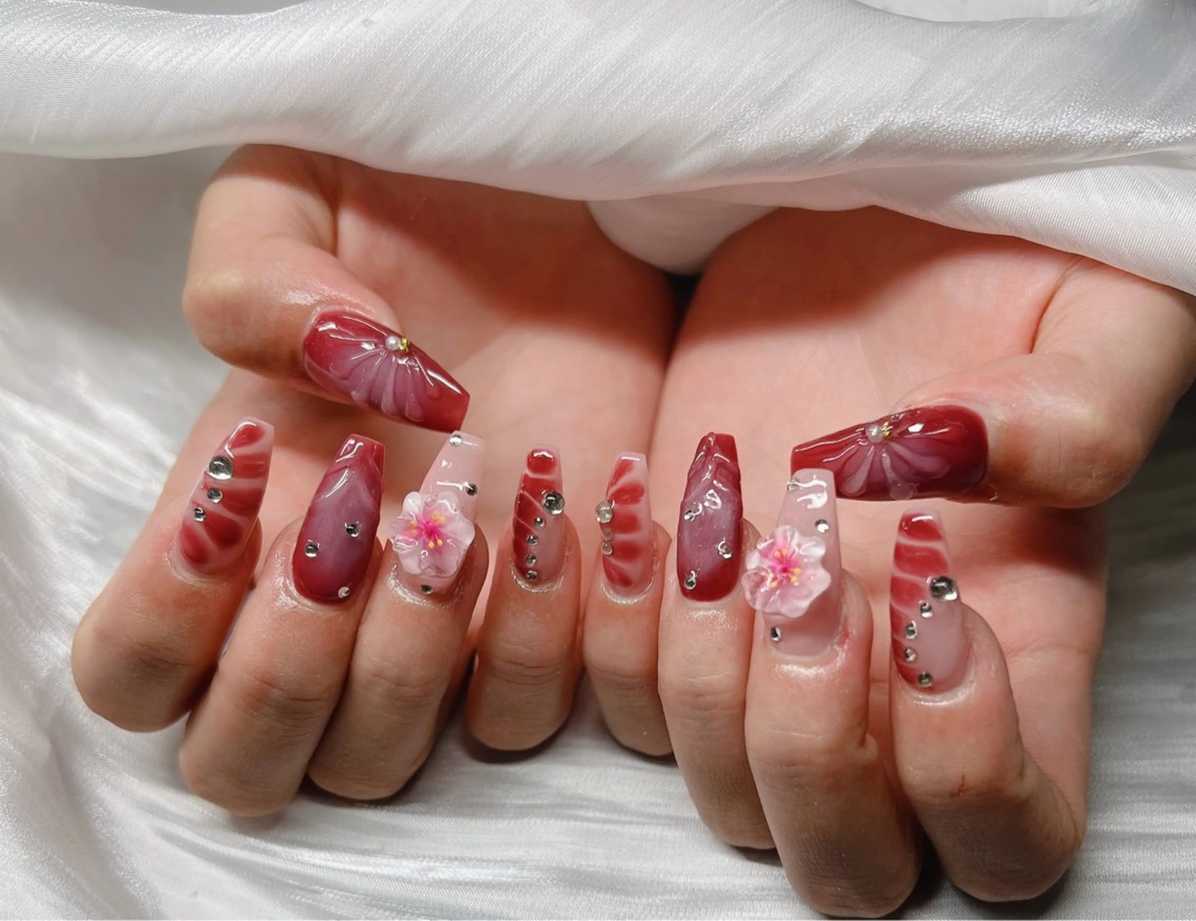 ネイル ハンドネイル Lee Nailsのネイルデザイン