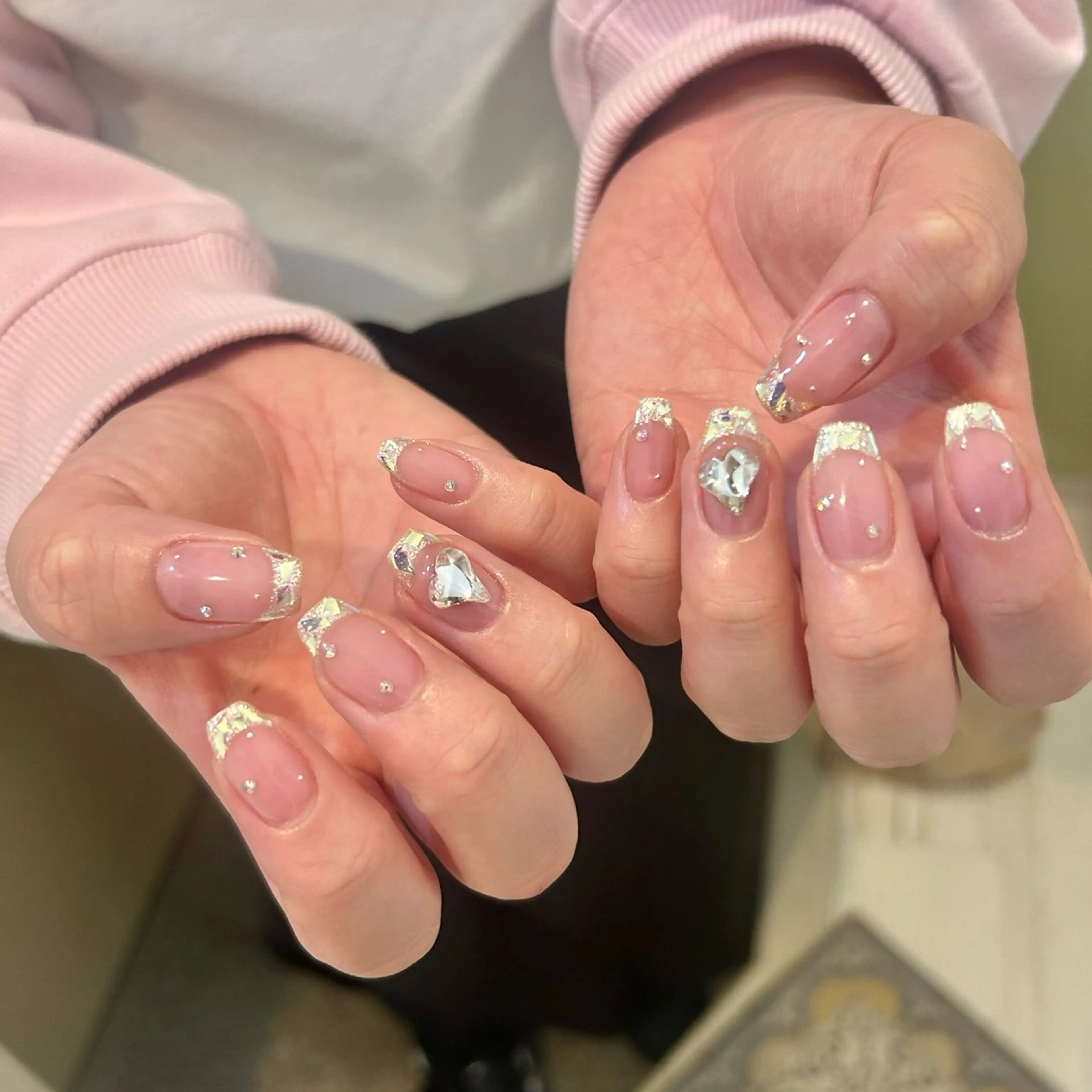 ネイル ハンドネイル ⠀ loggy.のネイルデザイン