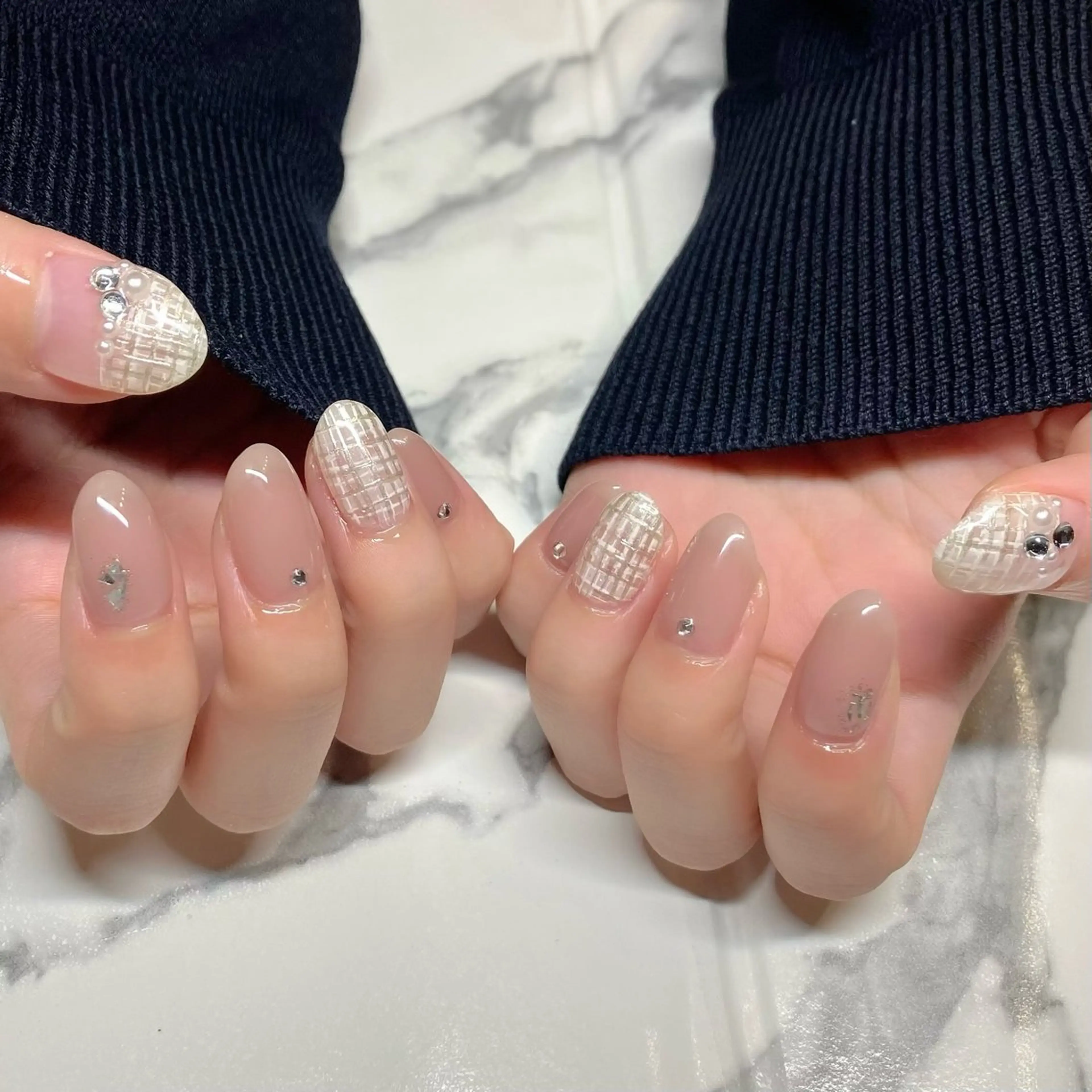 ネイル ミラーネイル ピンク ツイードネイル ホワイト MALAMA NAILのネイルデザイン