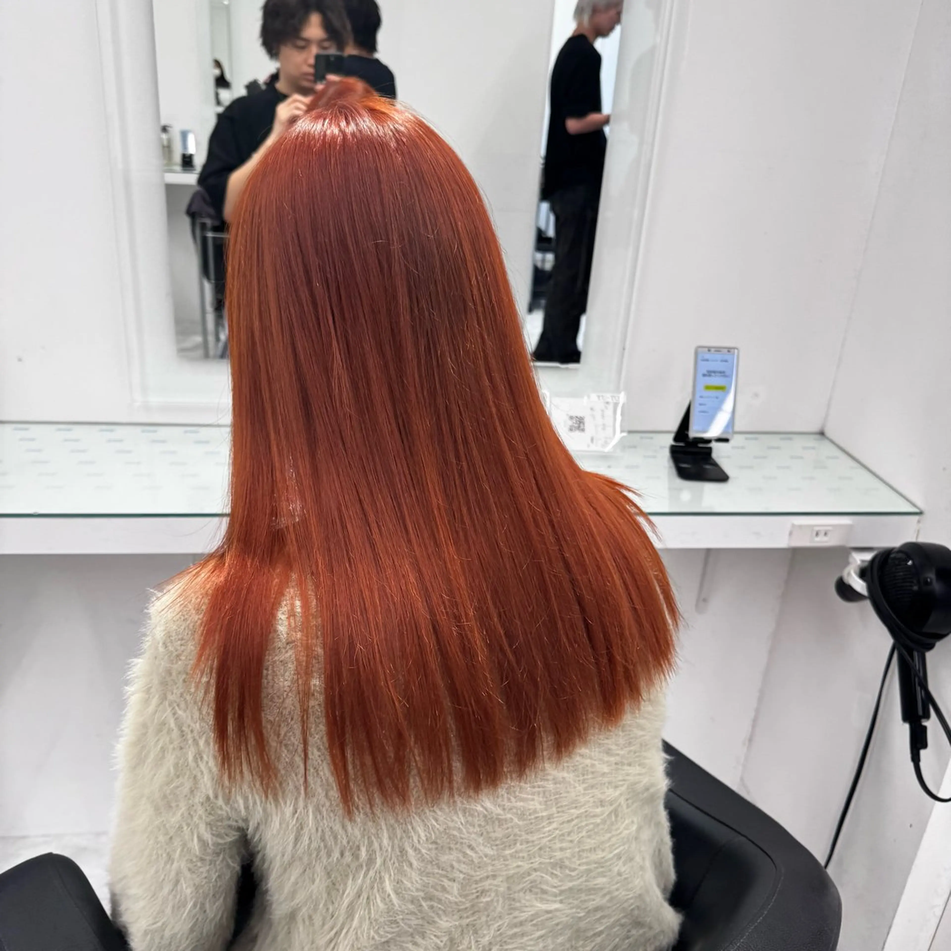 カラー 透け上品ハイトーン 職人ゆうと🤍のヘアスタイル