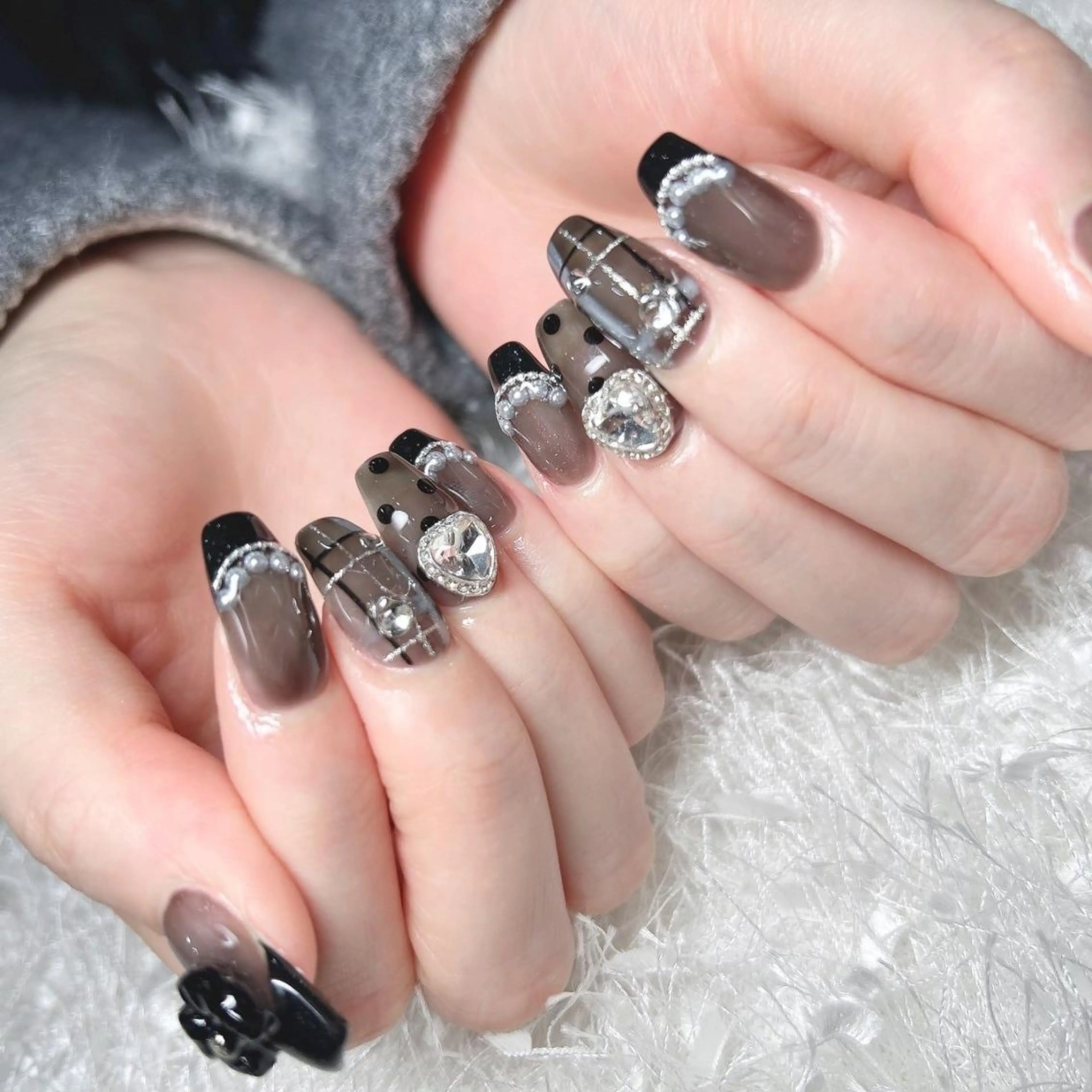 ネイル 長さ出し フレンチネイル ジェルネイル グラデーション 韓国ネイル ハンドネイル Nail&eye Belire 新宿のネイルデザイン