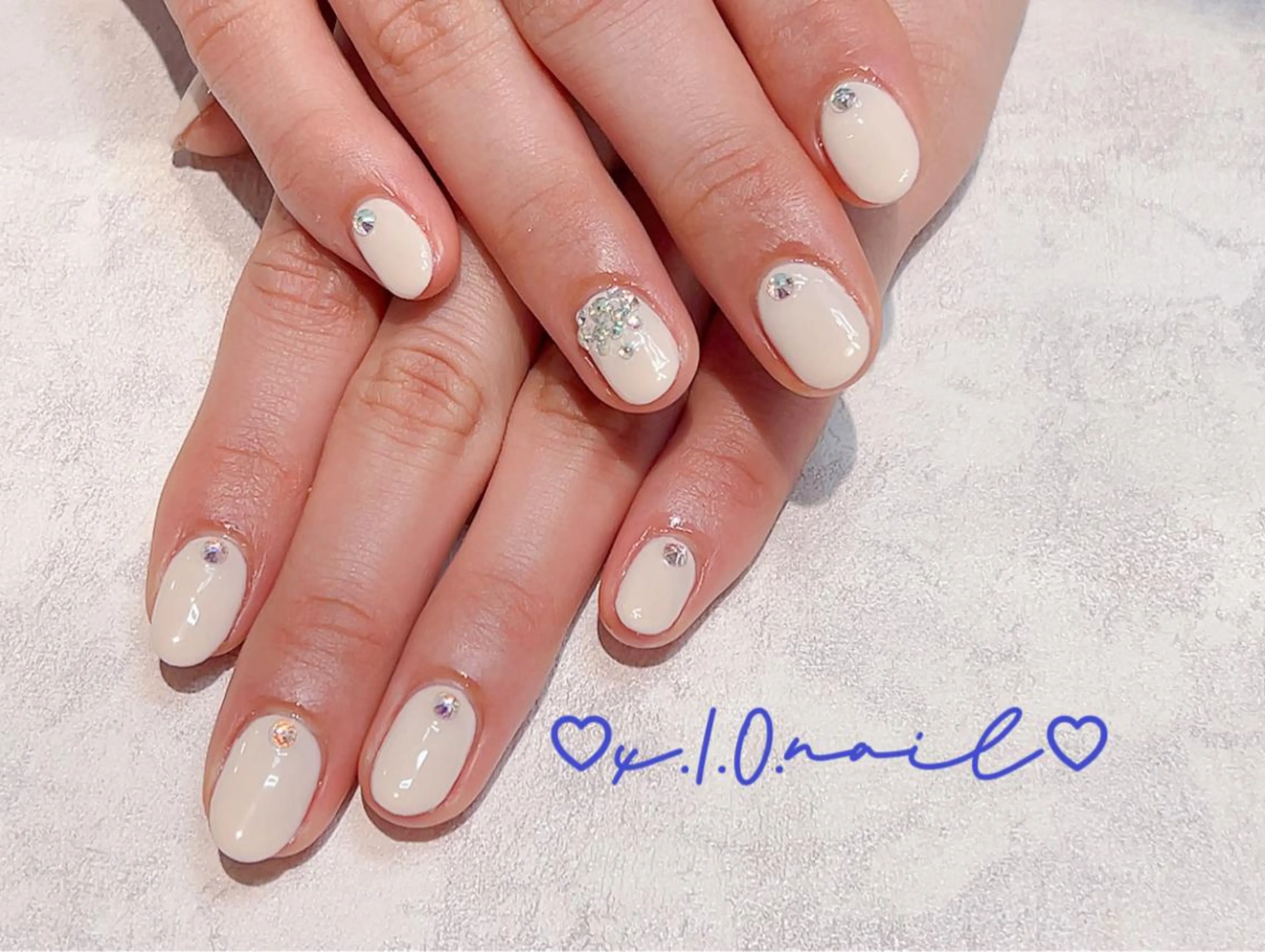 ネイル アニマル柄 アートネイル ニュアンスネイル ネイルチップ ハンドネイル x.1.0.nail ♡Cのネイルデザイン