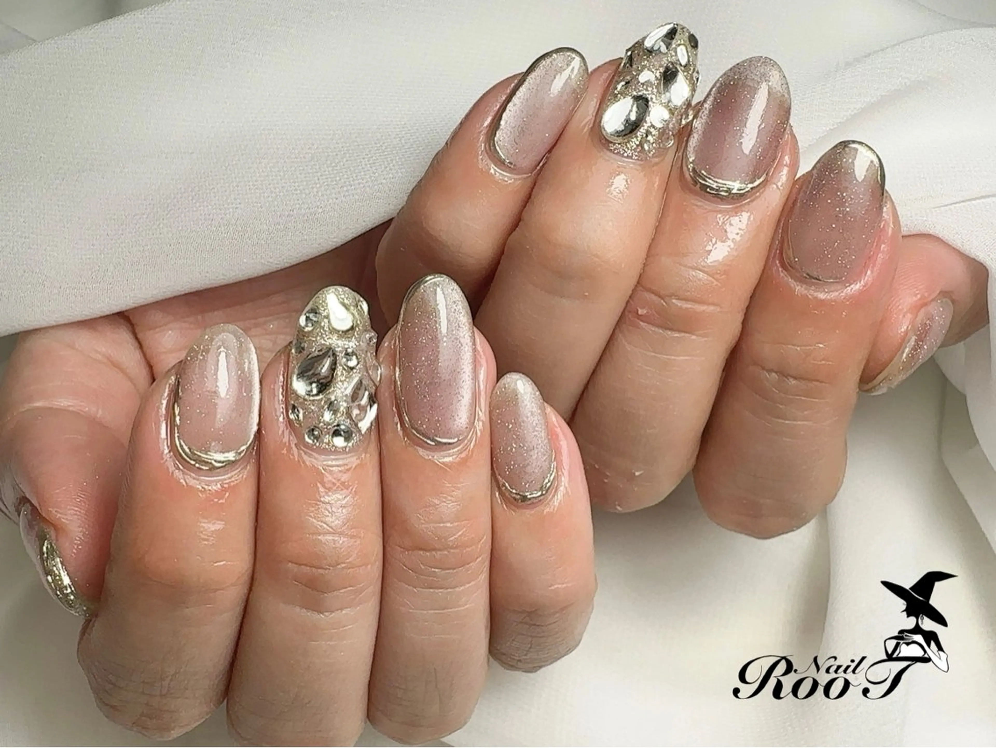 ネイル フラッシュネイル フラッシュマグ ハンドネイル RooT Nailのネイルデザイン