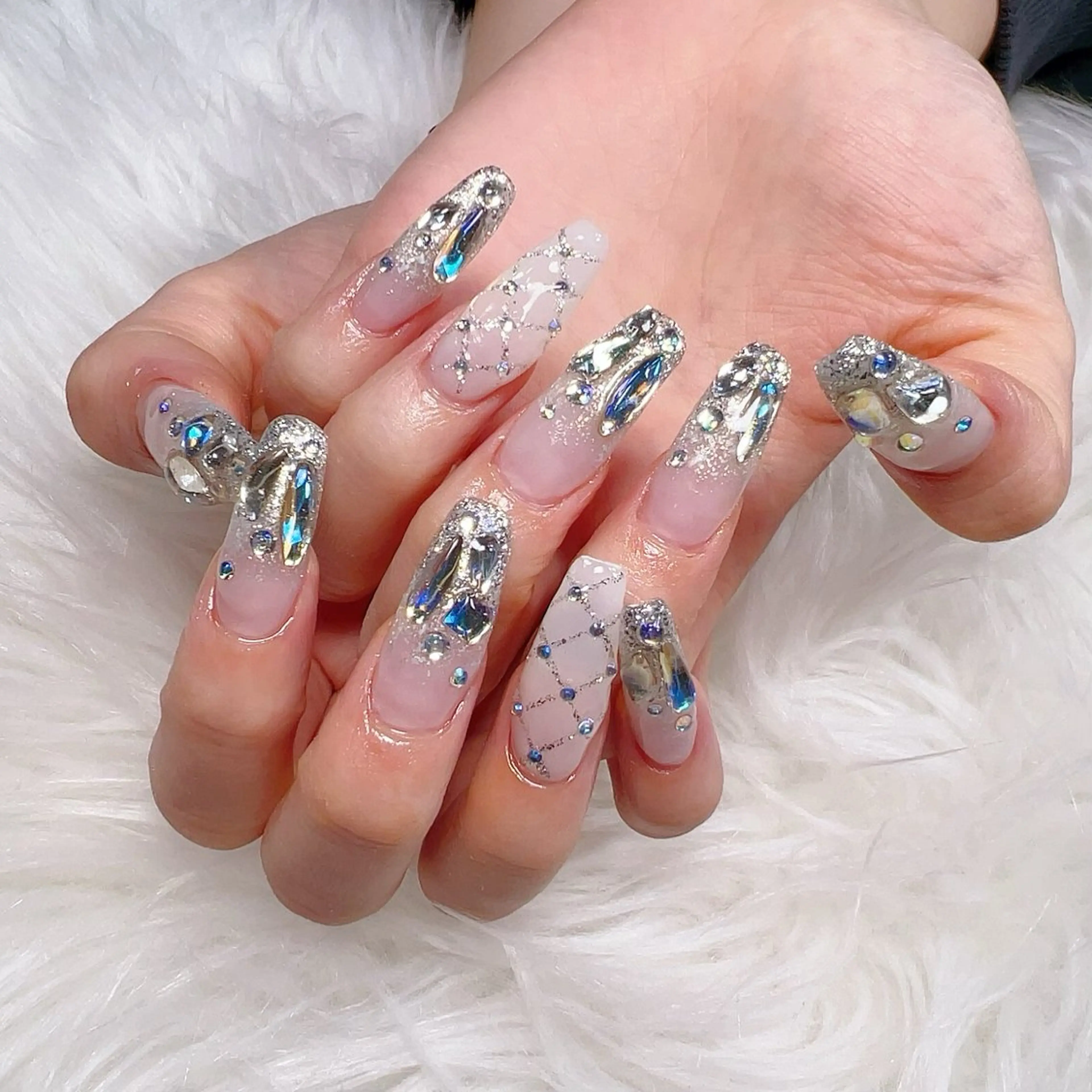 ネイル ハンドネイル ハンドケア ネイルサロン ロア旧ジョリーのネイルデザイン