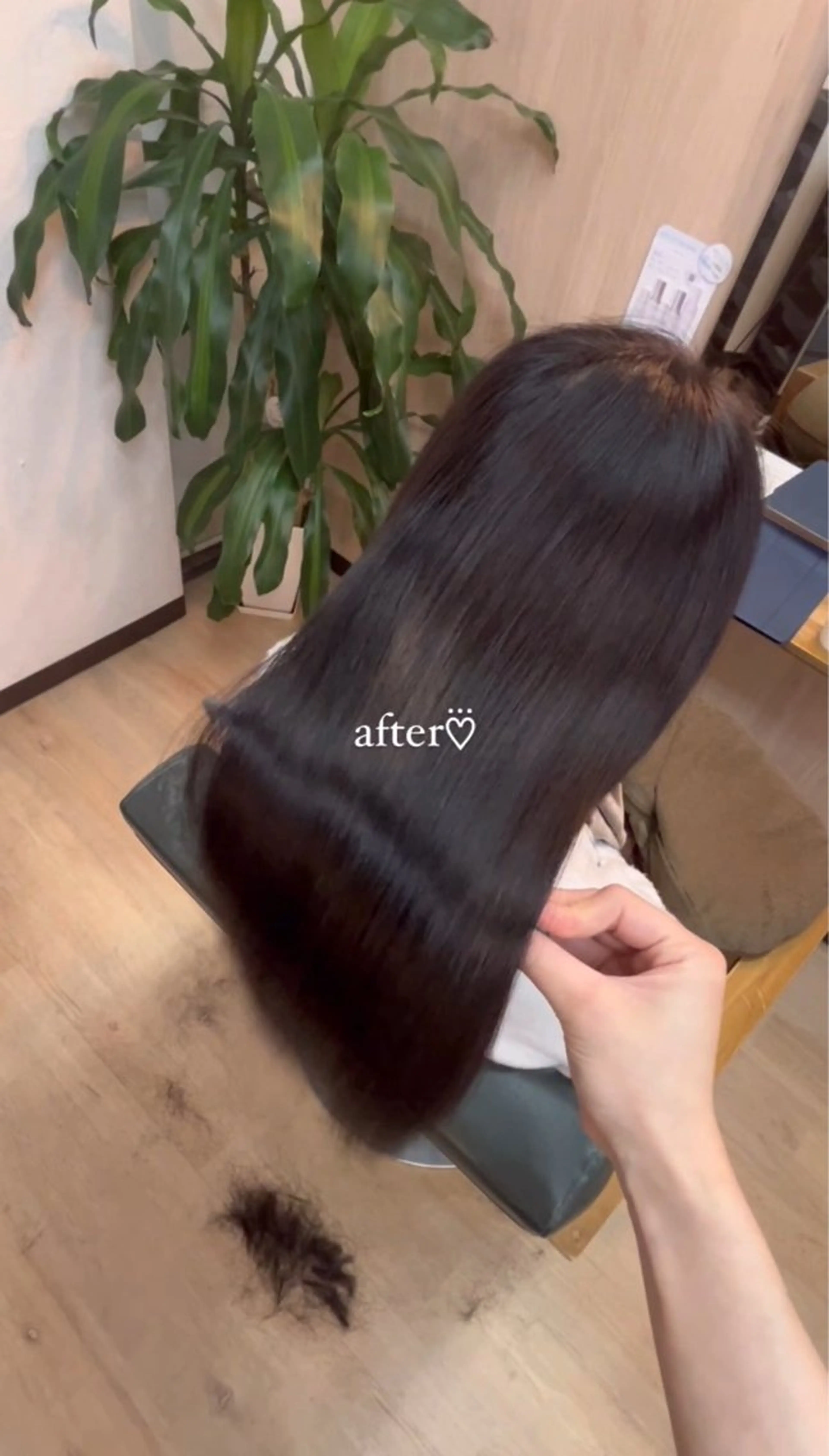 ロング カラー パーマ カット 縮毛矯正 トリートメント MAHIRU🤍 艶髪・ストレート🫧のヘアスタイル