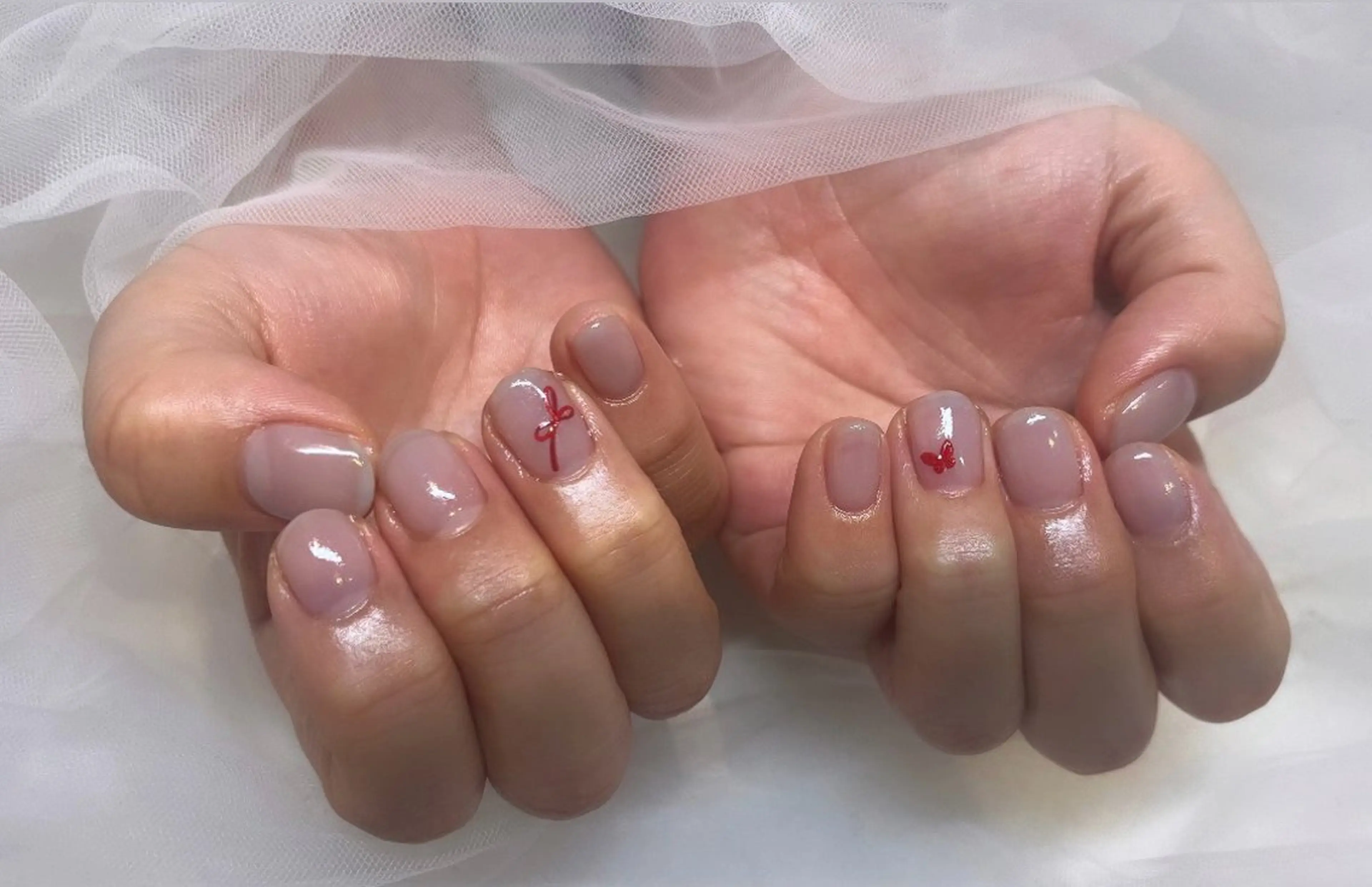 ネイル ハンドネイル ネイルクイック青葉台店所属・橋本 麻衣のネイルデザイン