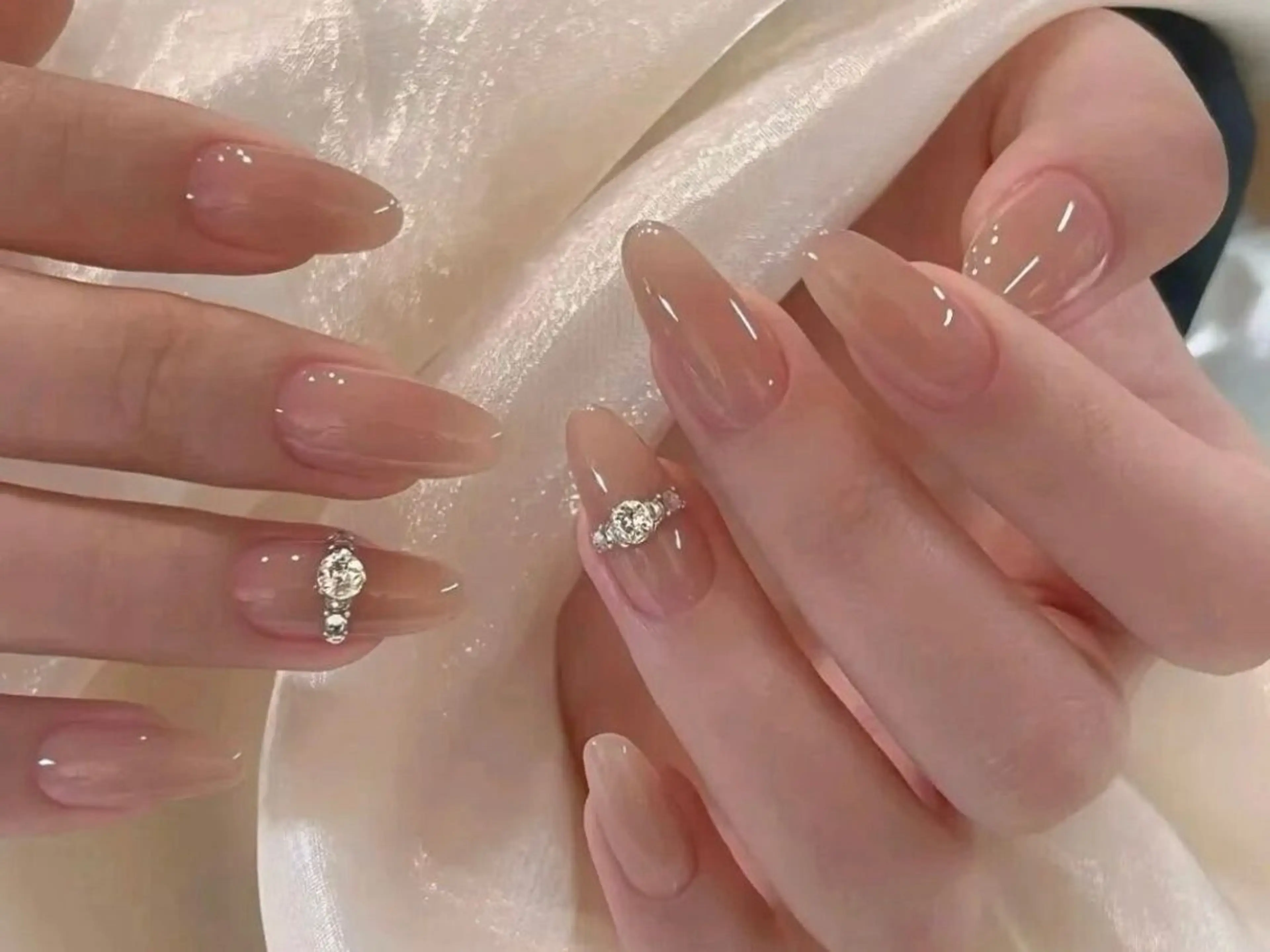 ネイル More Glam Nailsalon 大宮東口店 ～韓国ネイル・ワンホンネイル・スカルプネイル～所属・大宮 愛のネイルデザイン